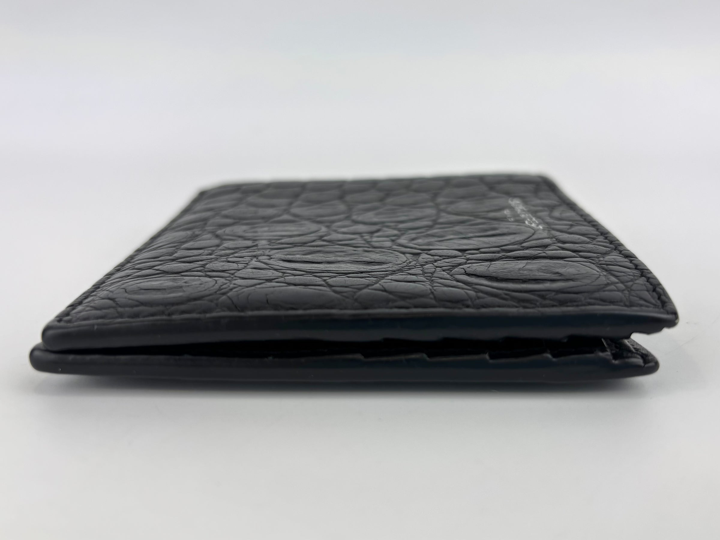 Men’s Croc Embossed Bifold Wallet - Glampot
