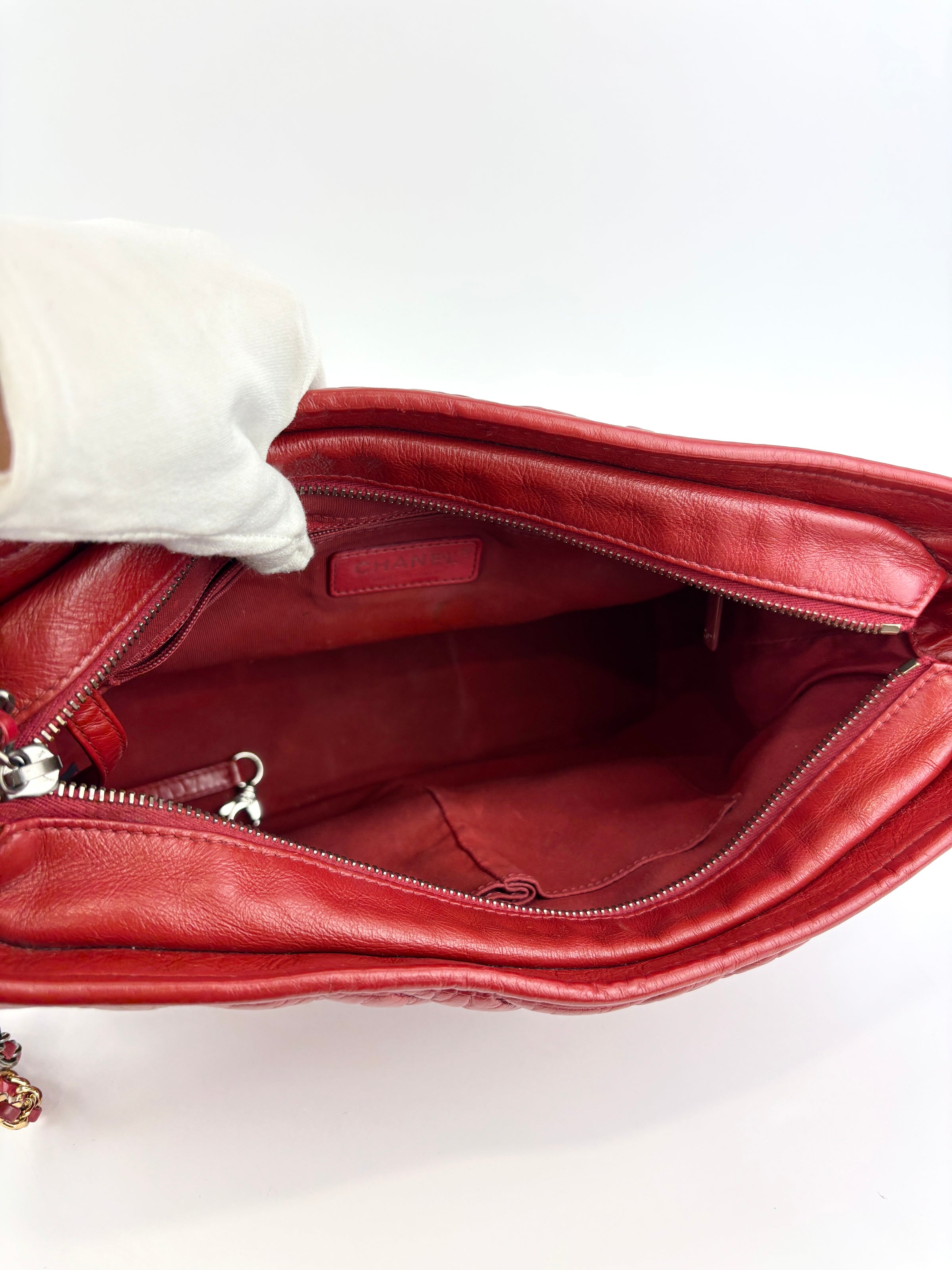 Gabrielle Hobo Chevron Aged Calfskin Large in Red - Glampot