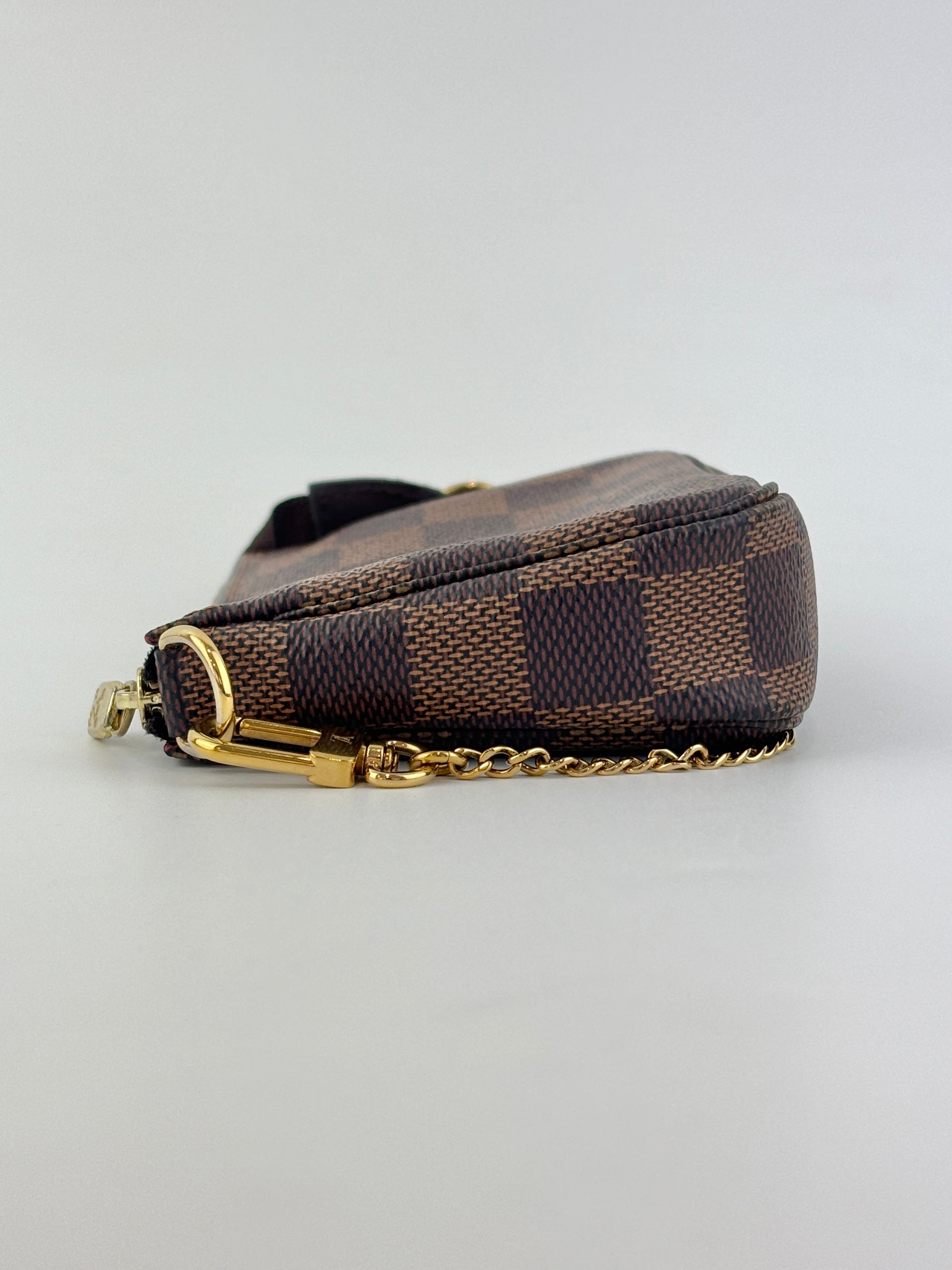 M58009 Mini Pochette Accessoires Damier Ebene
