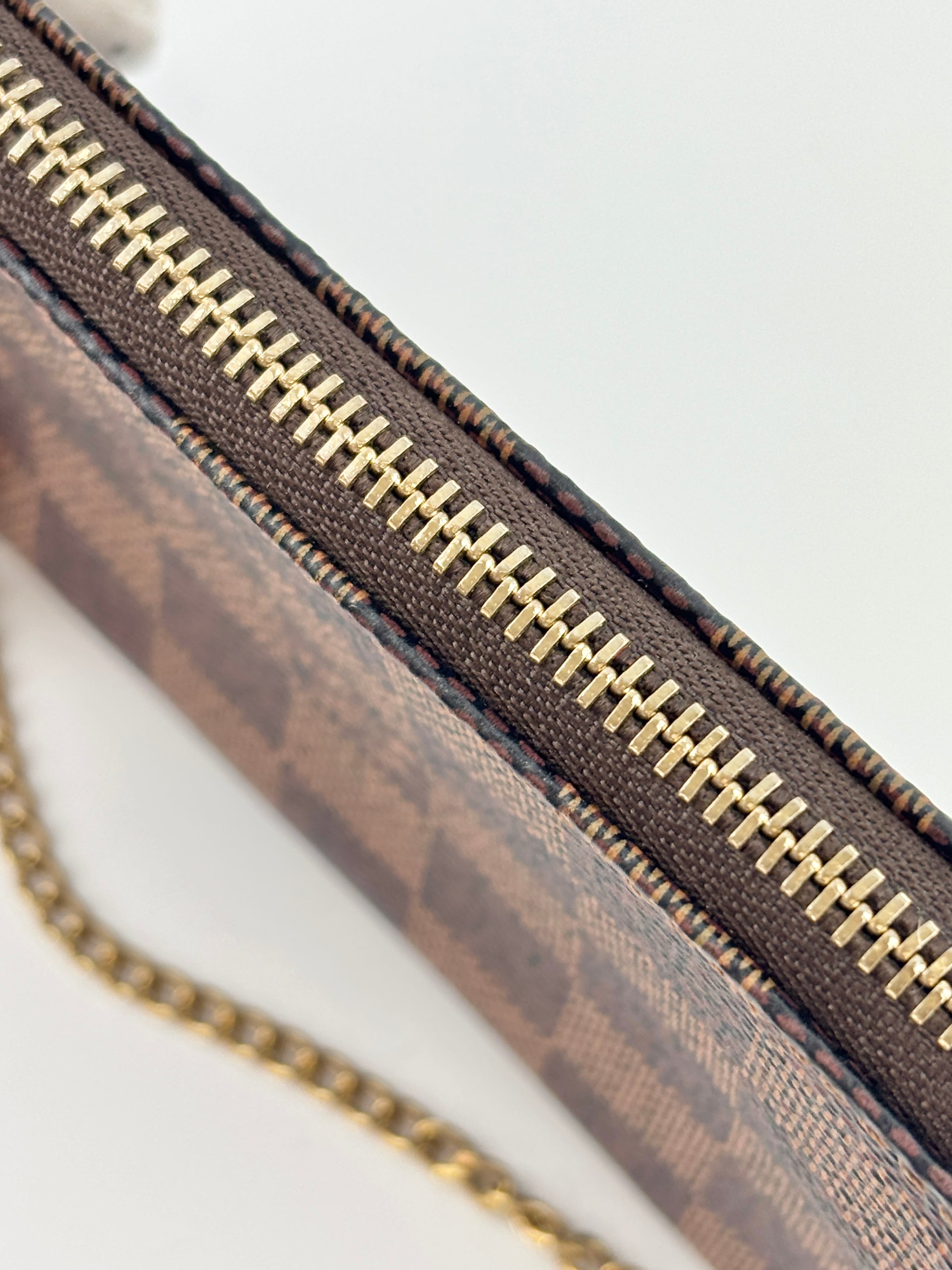 M58009 Mini Pochette Accessoires Damier Ebene