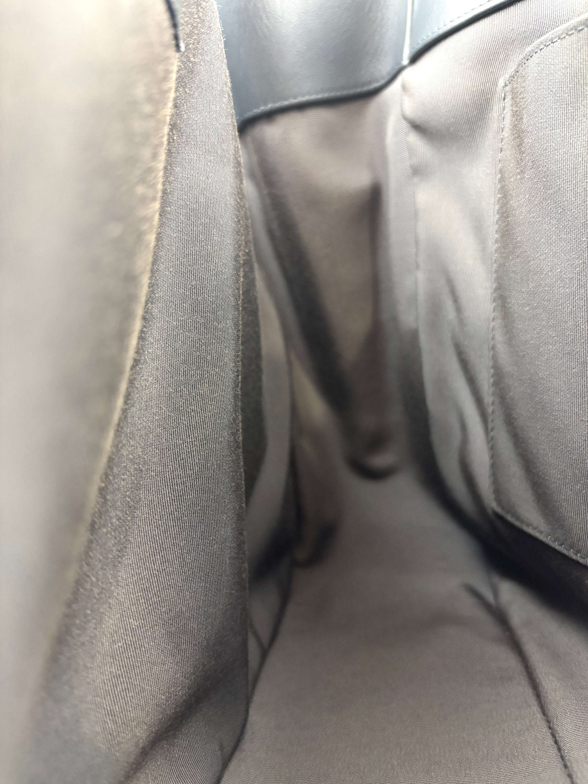 Chevron Quilted Shopping Tote Grey LGHW