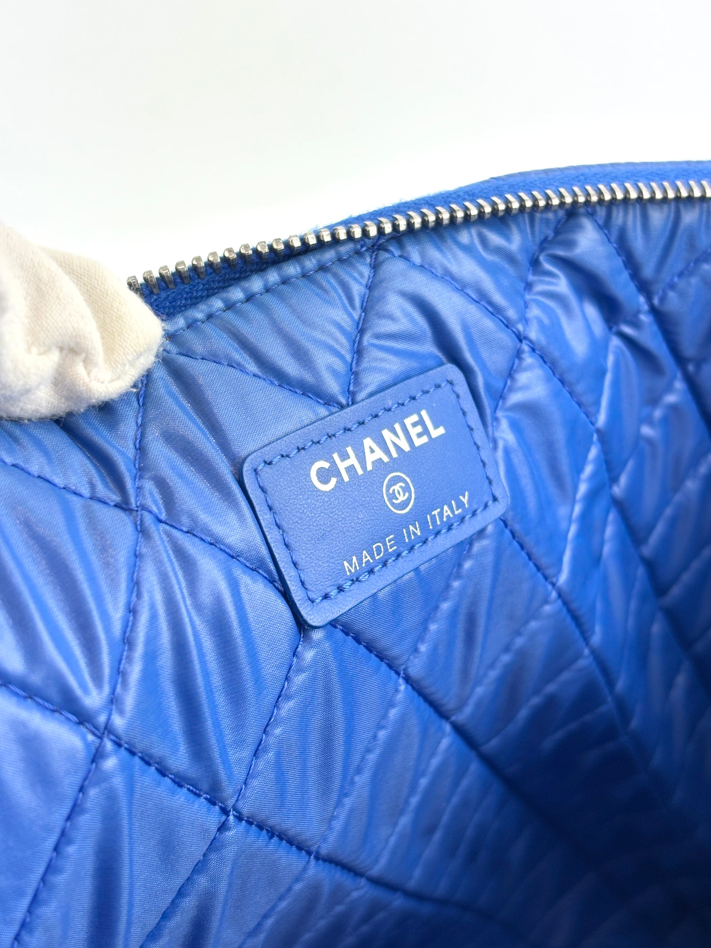 Large O Case Zip Pouch in Blue Caviar RHW - Glampot