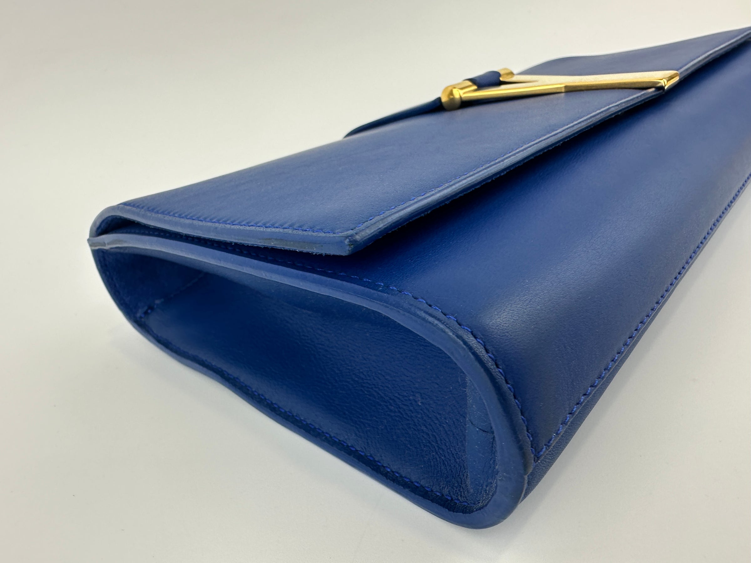 311213 Chyc Y Ligne Blue Calfskin Leather Clutch