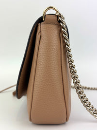 Soho Interlocking G Chain Shoulder Bag Camelia Beige - Glampot