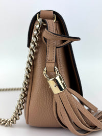 Soho Interlocking G Chain Shoulder Bag Camelia Beige - Glampot