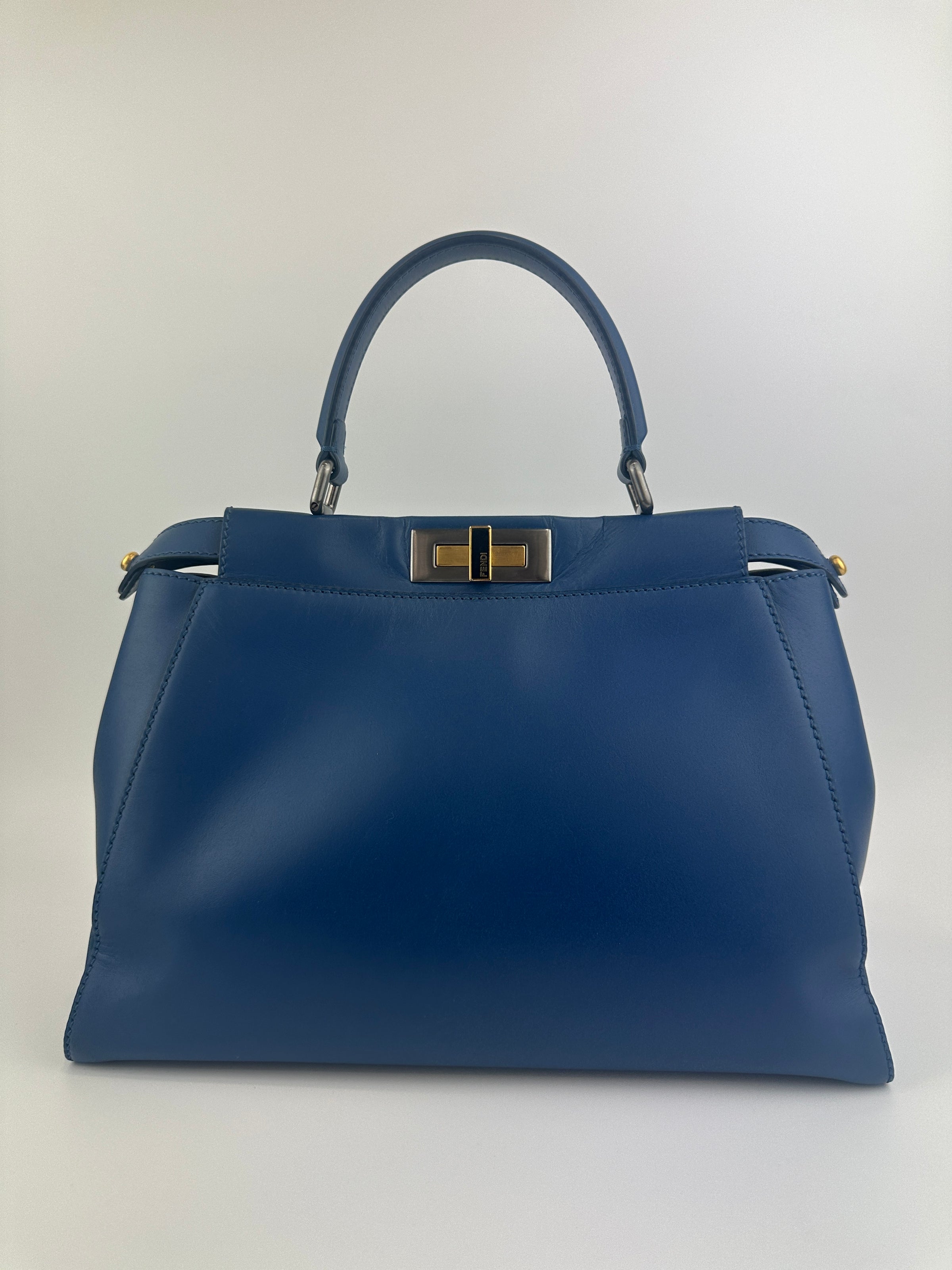 8BN226 Regular Peekaboo Blue Smooth Leather Bag