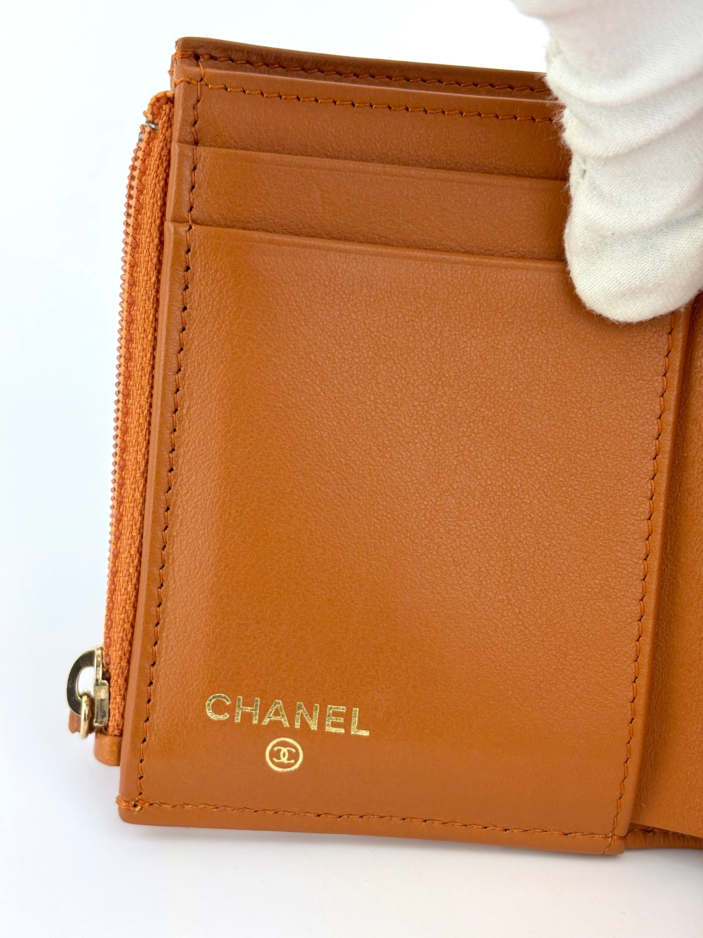 AP1064 C19 Trifold Compact Lambskin Wallet Caramel