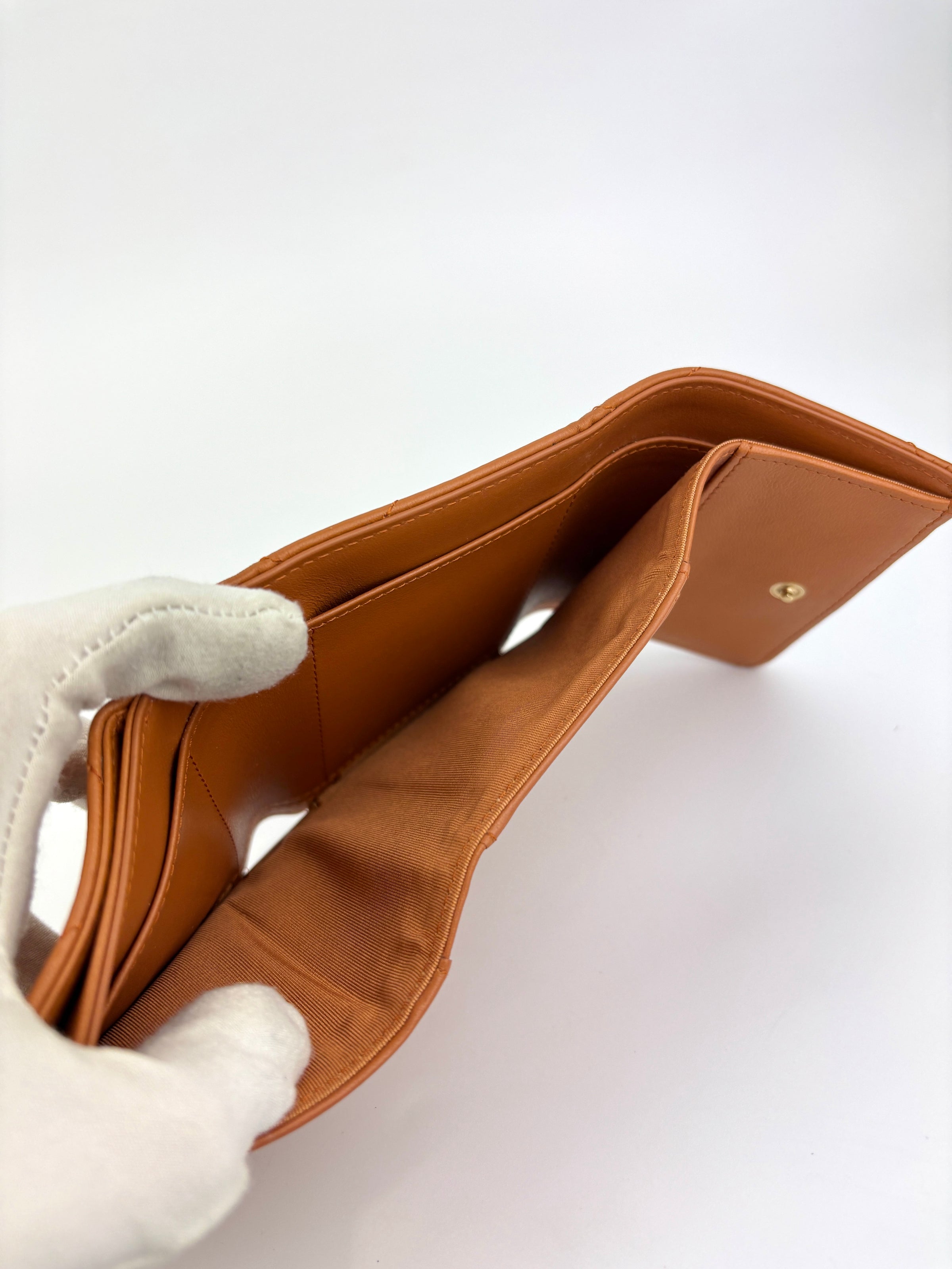 AP1064 C19 Trifold Compact Lambskin Wallet Caramel