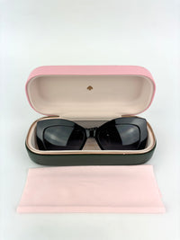 FRIDA/G/S Women’s Sunglasses in Black/White - Glampot