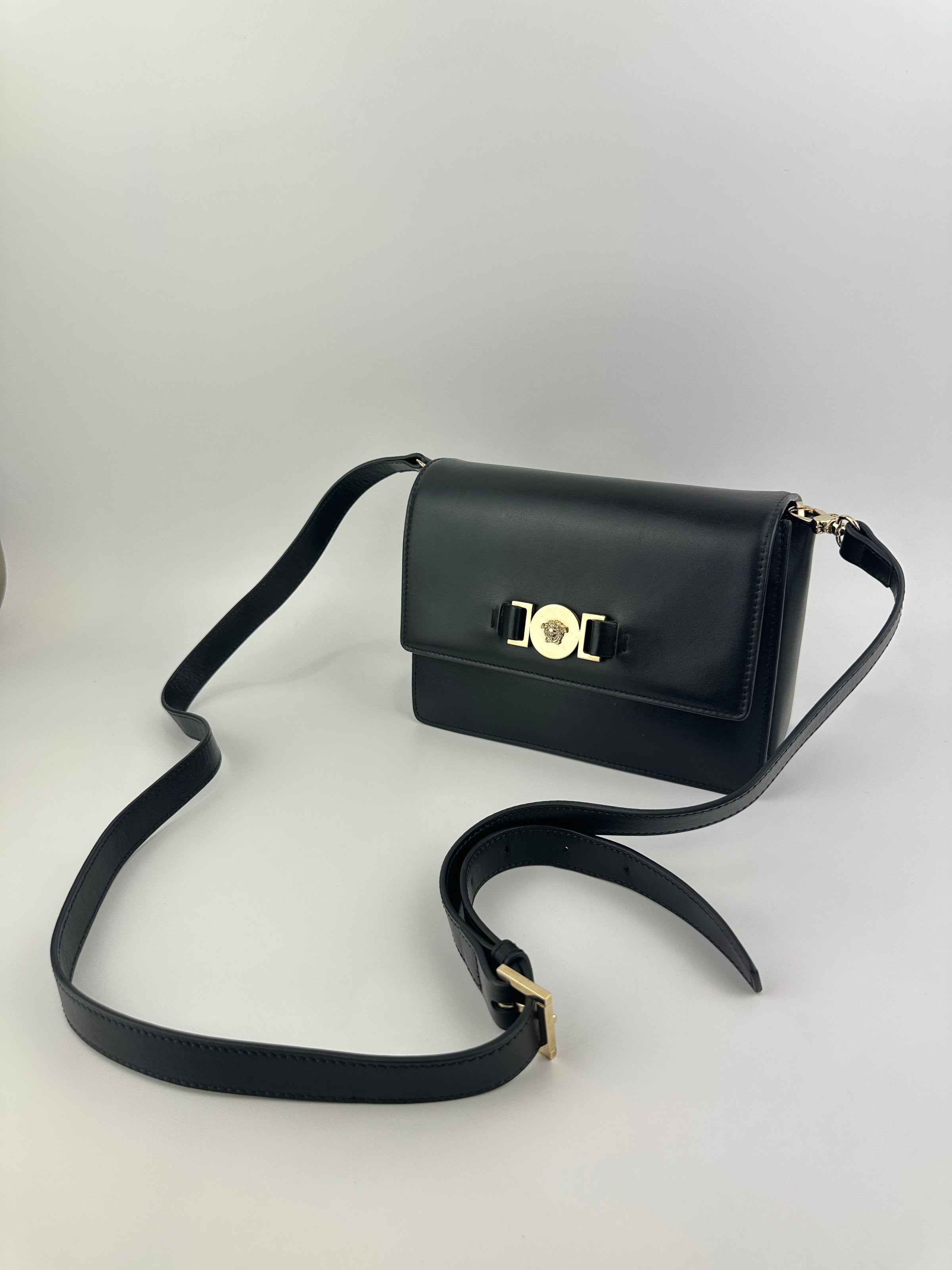 La Medusa Black Leather Chain Crossbody Bag