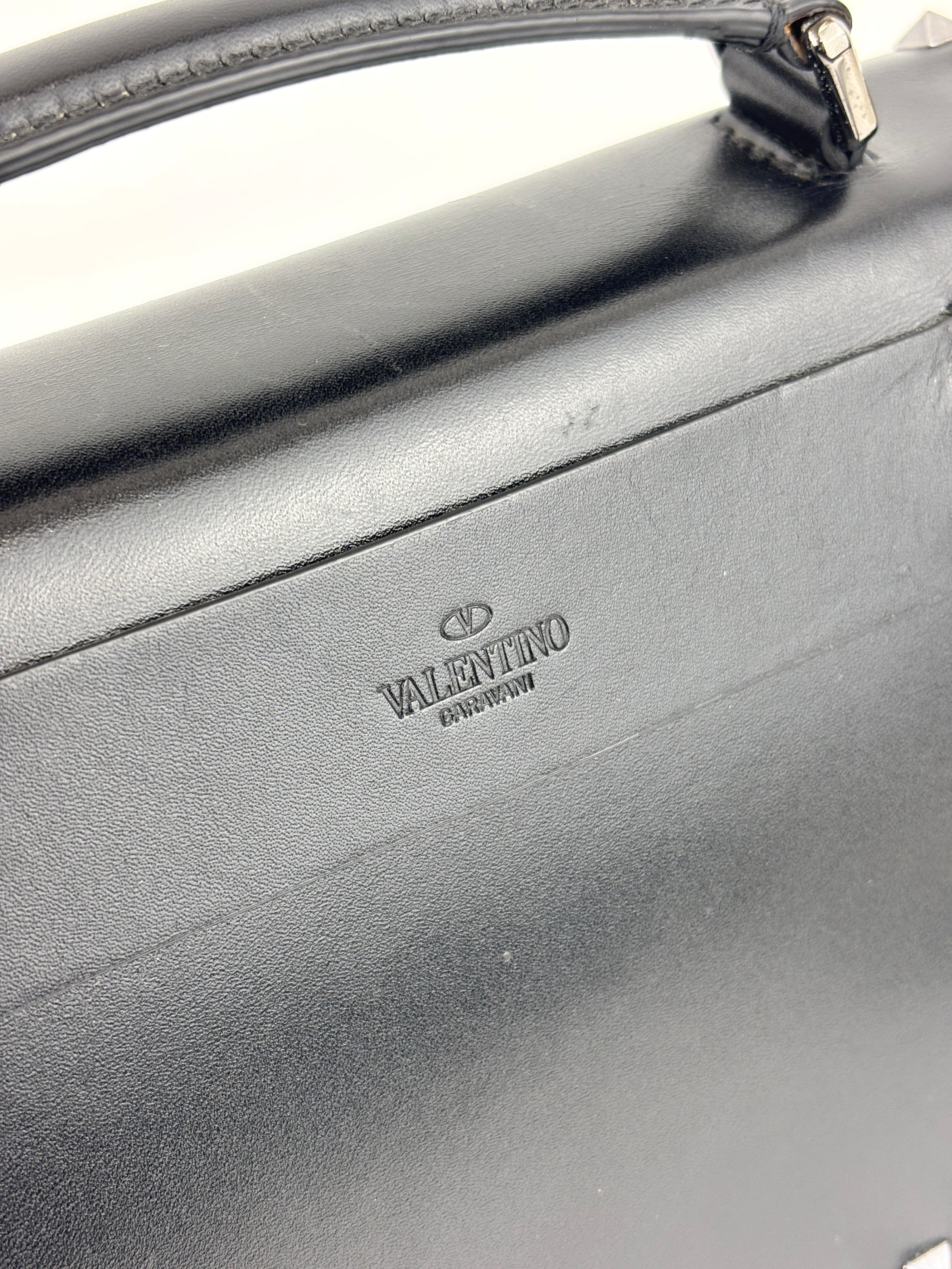 Rockstud Leather Box Bag in Black