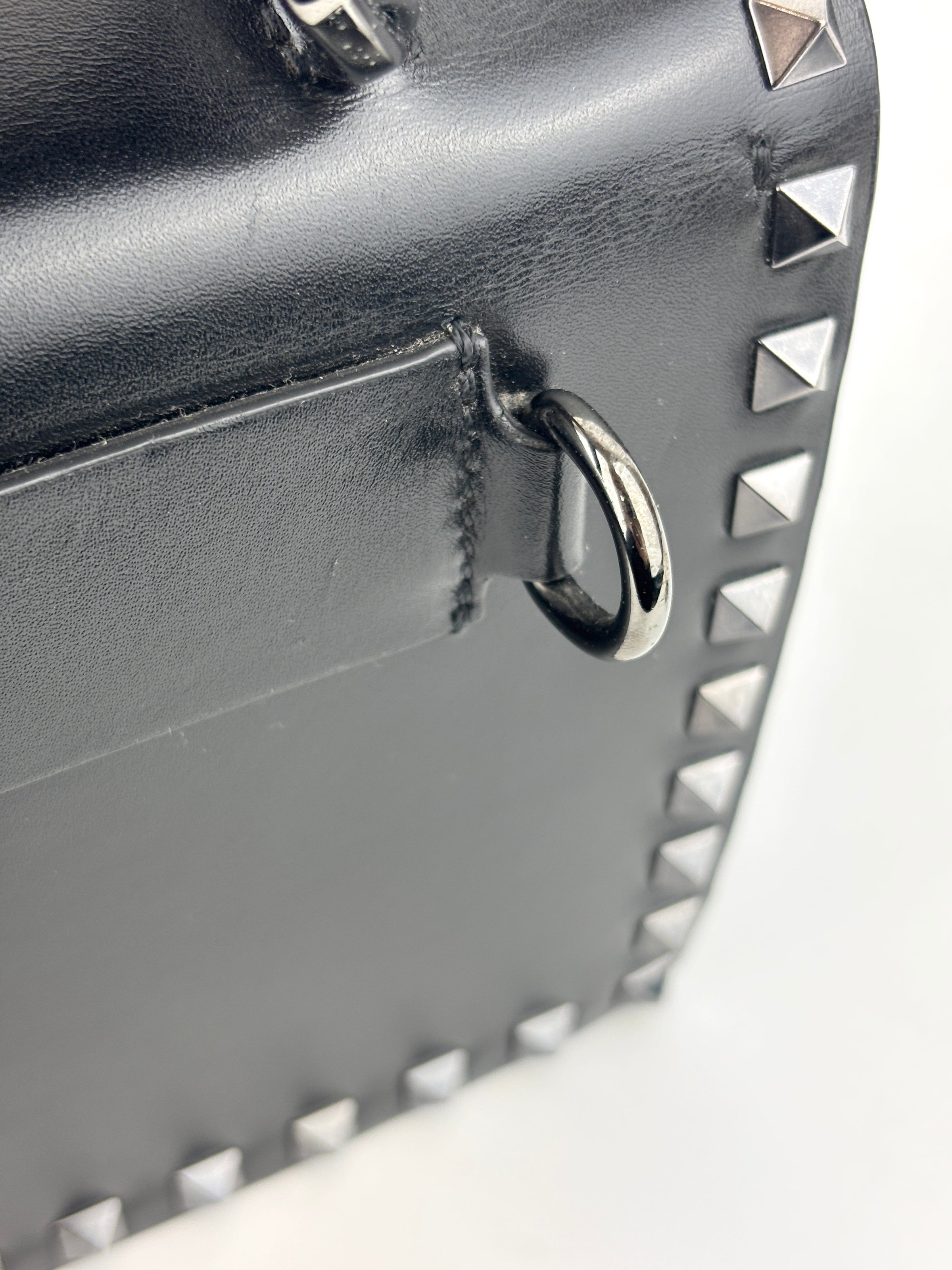 Rockstud Leather Box Bag in Black