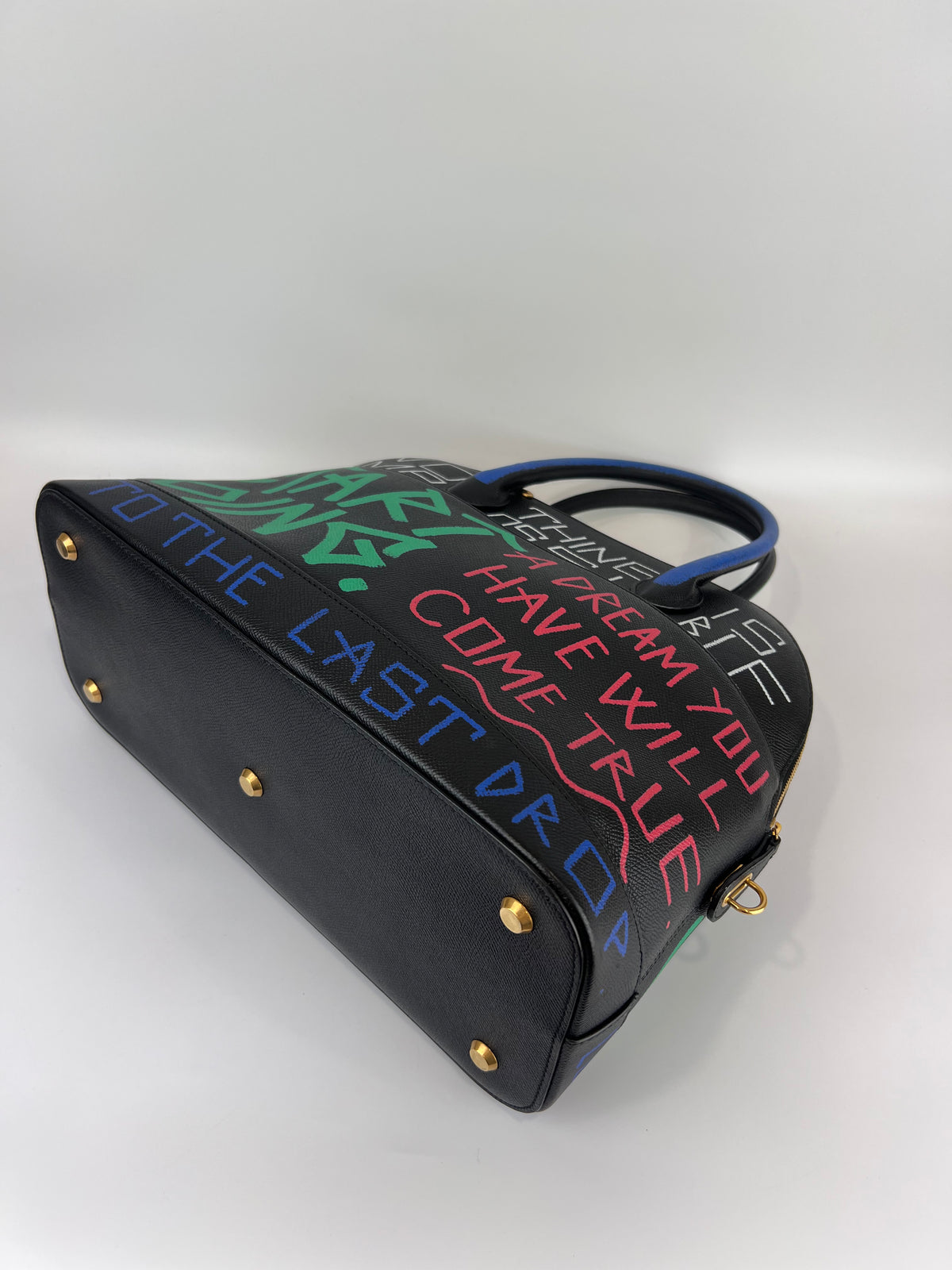 Graffiti Ville L Top Handle Bag