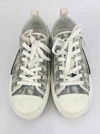B23 Low Top Sneakers in White Black Oblique Technical Canvas Size 36