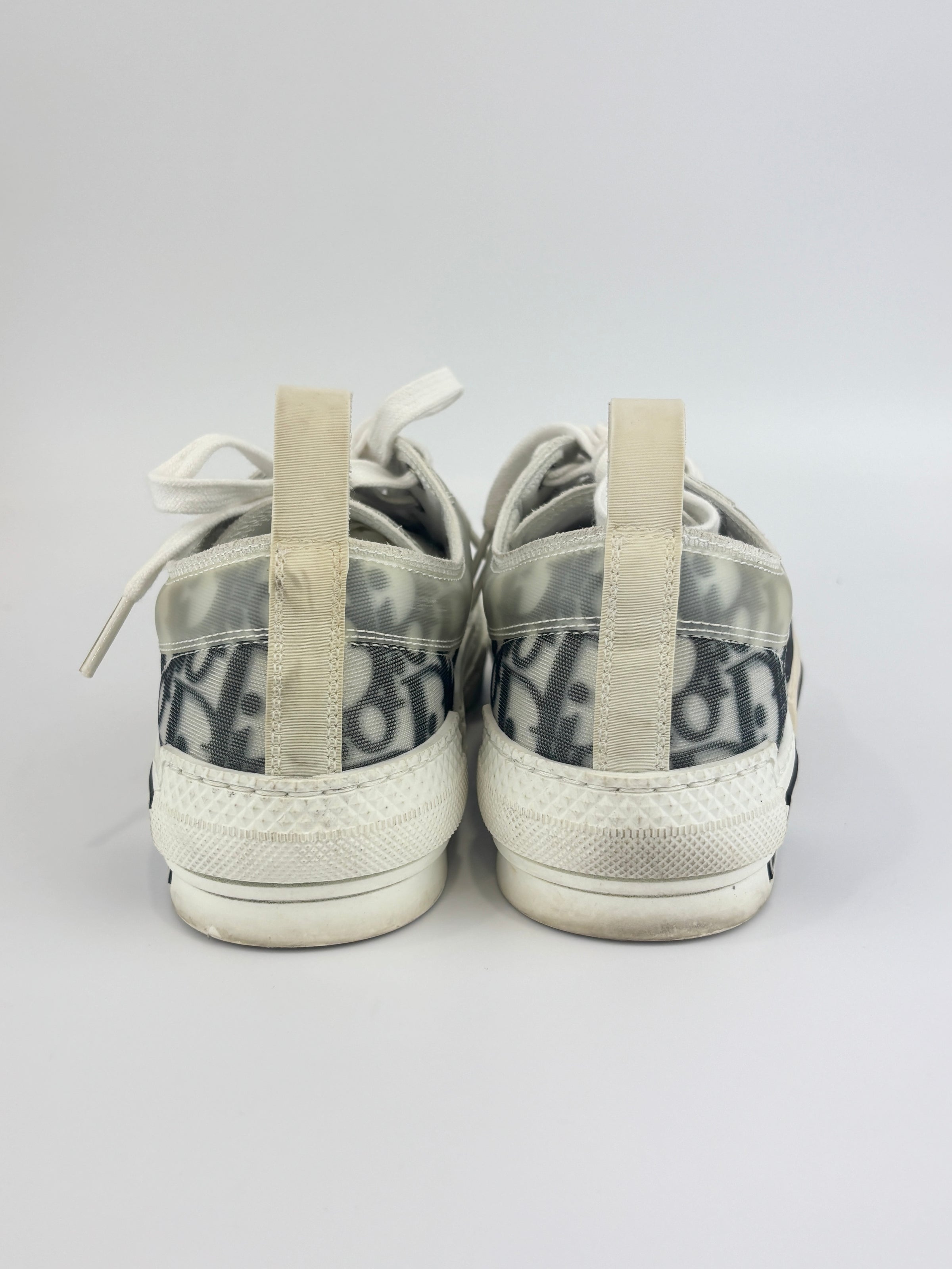 B23 Low Top Sneakers in White Black Oblique Technical Canvas Size 36