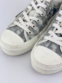 B23 Low Top Sneakers in White Black Oblique Technical Canvas Size 36