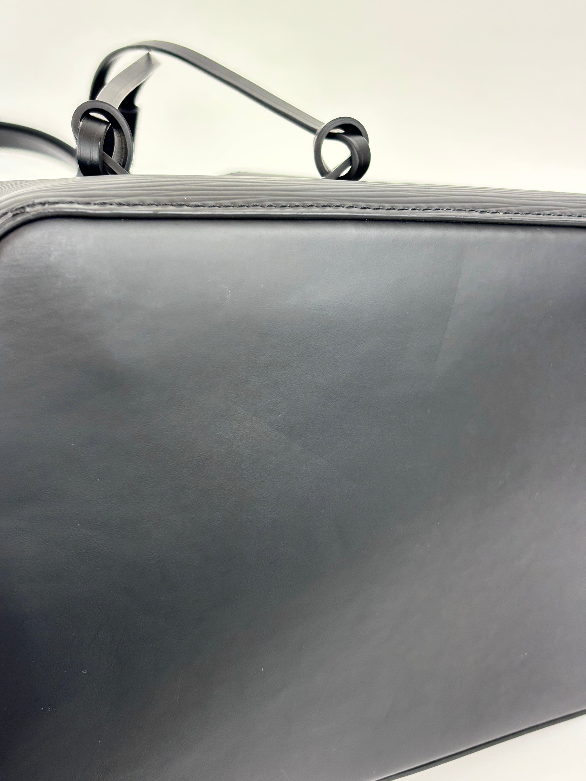 NeoNoe MM Epi Leather Noir