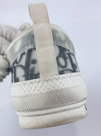 B23 Low Top Sneakers in White Black Oblique Technical Canvas Size 36