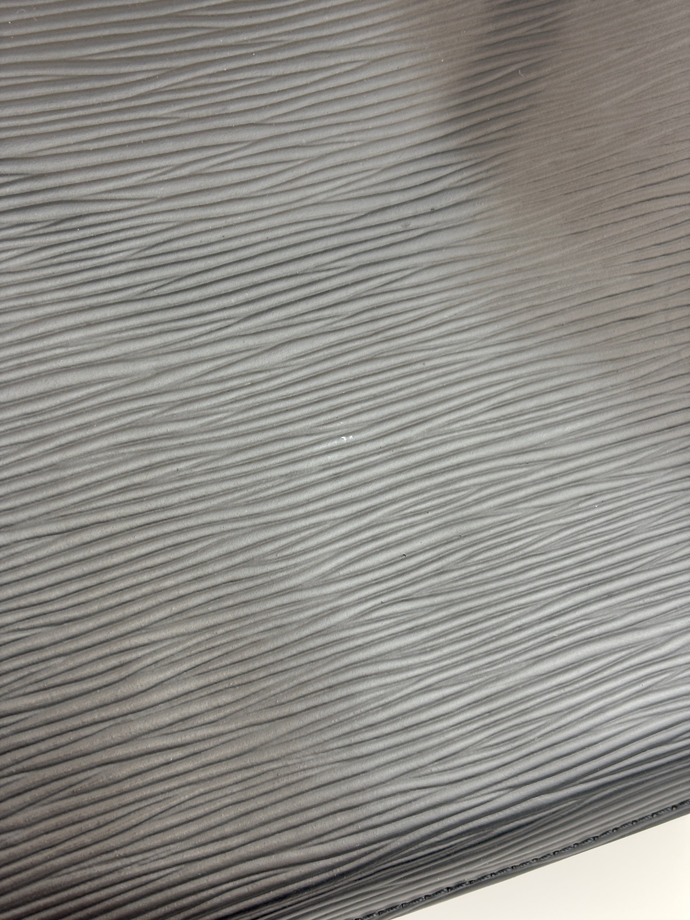 NeoNoe MM Epi Leather Noir