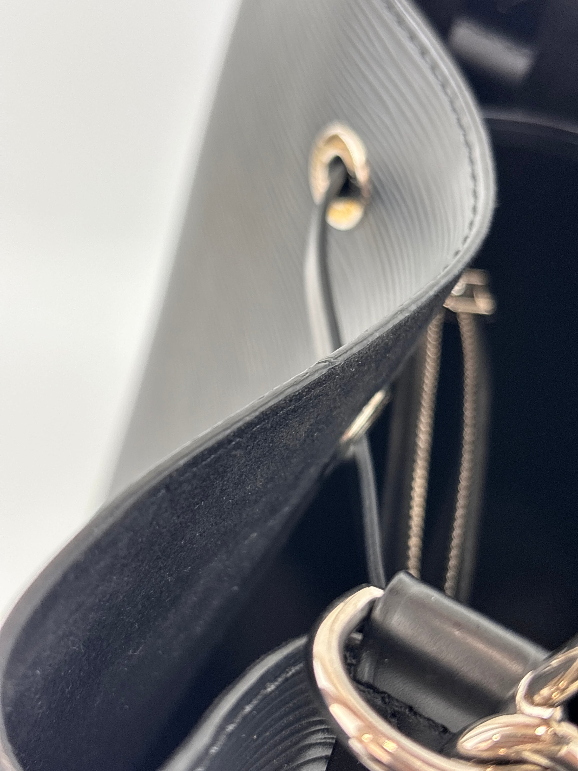 NeoNoe MM Epi Leather Noir