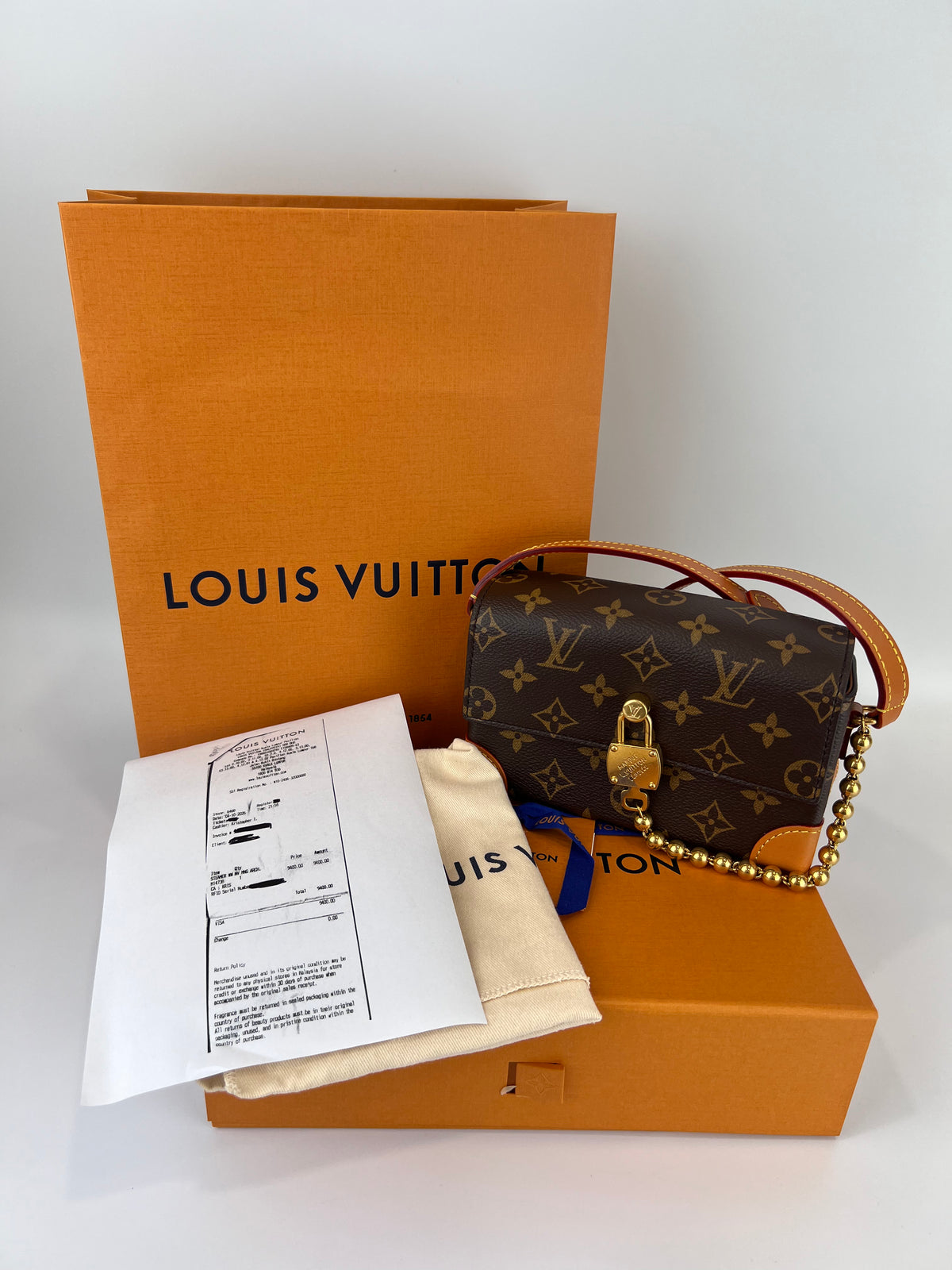 M14738 Steamer Wearable Wallet