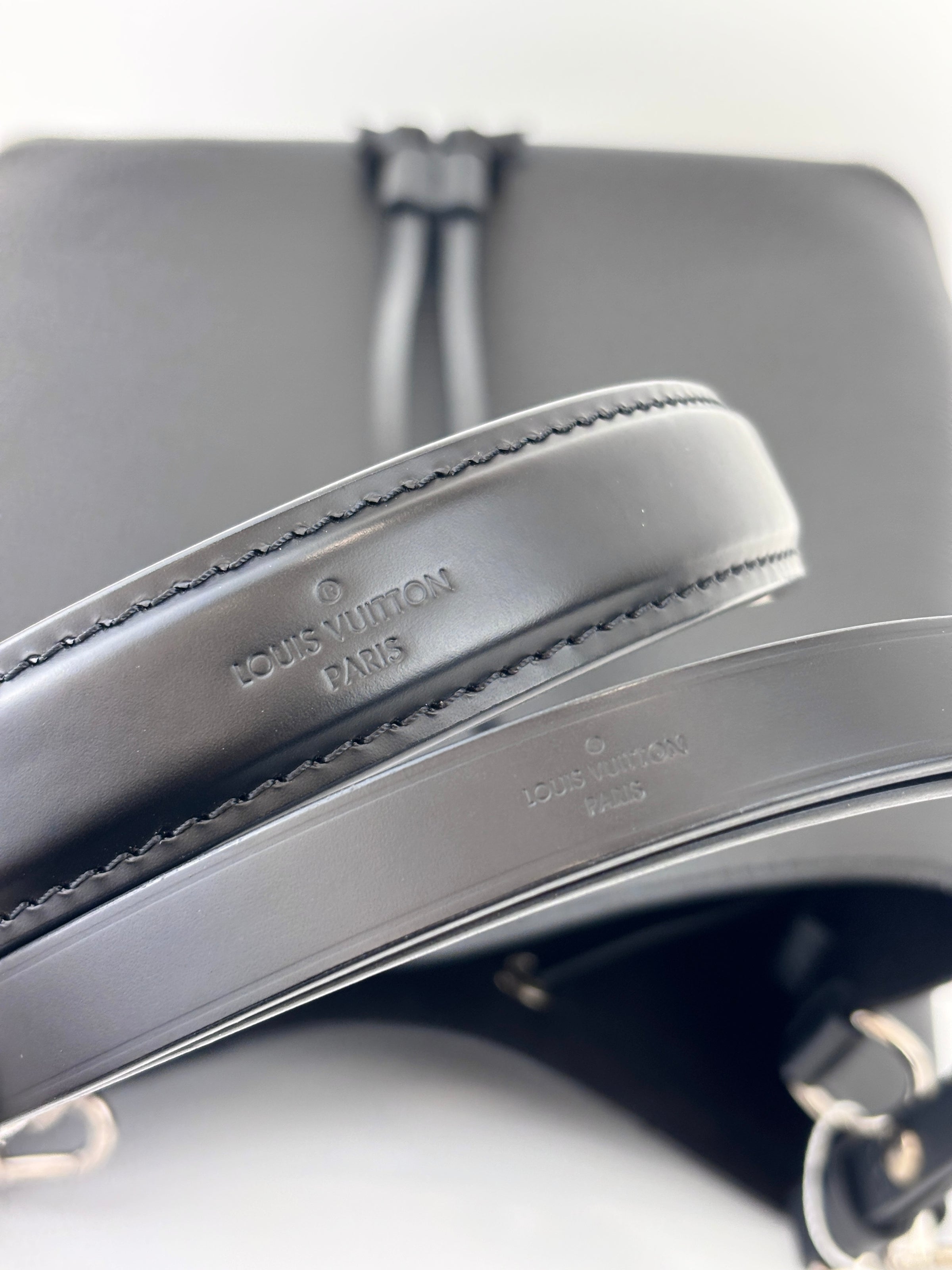 NeoNoe MM Epi Leather Noir