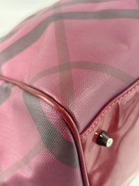 Raspberry Gradient Supernova Check Bilmore Tote Bag
