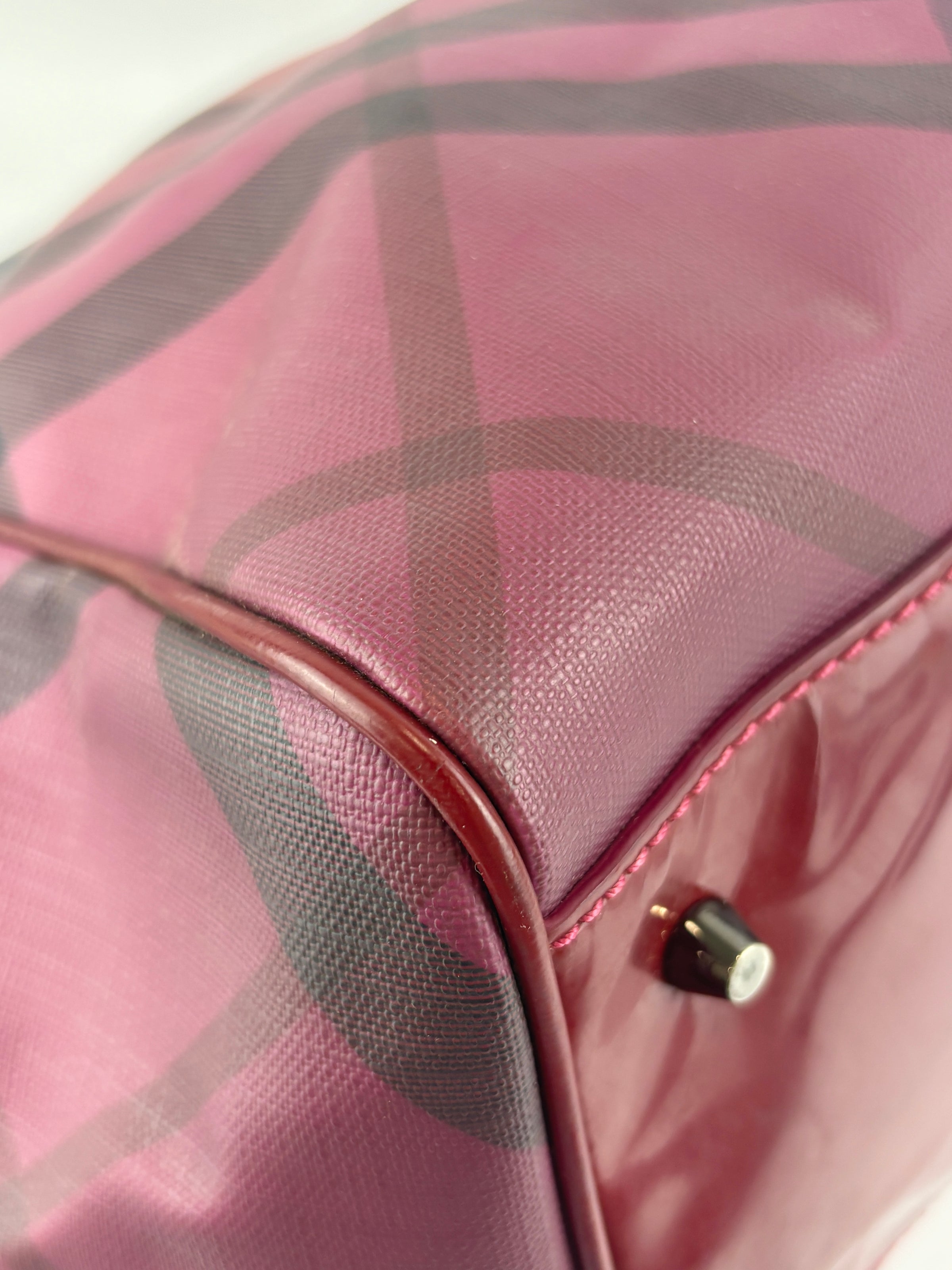 Raspberry Gradient Supernova Check Bilmore Tote Bag