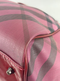 Raspberry Gradient Supernova Check Bilmore Tote Bag