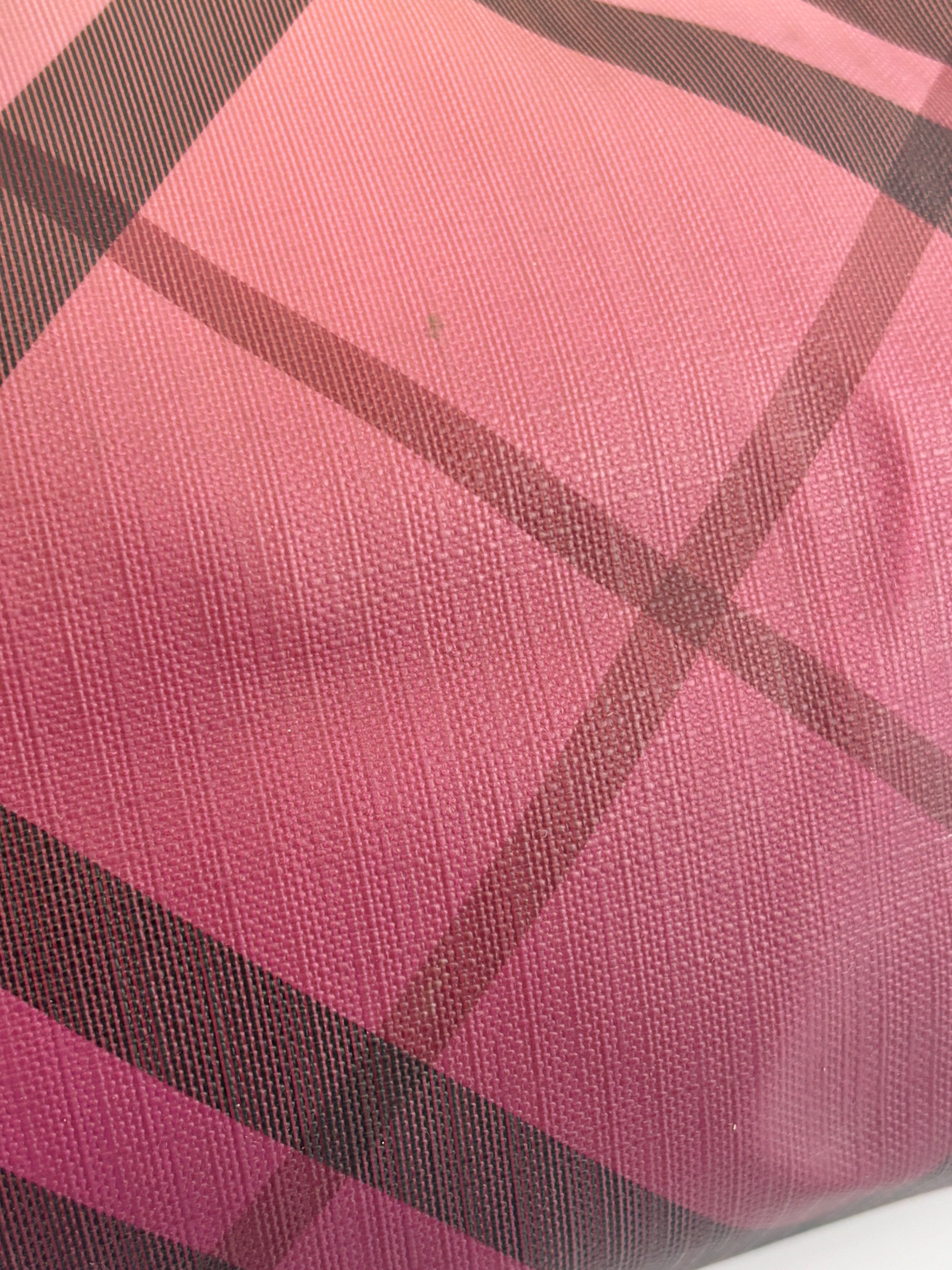 Raspberry Gradient Supernova Check Bilmore Tote Bag