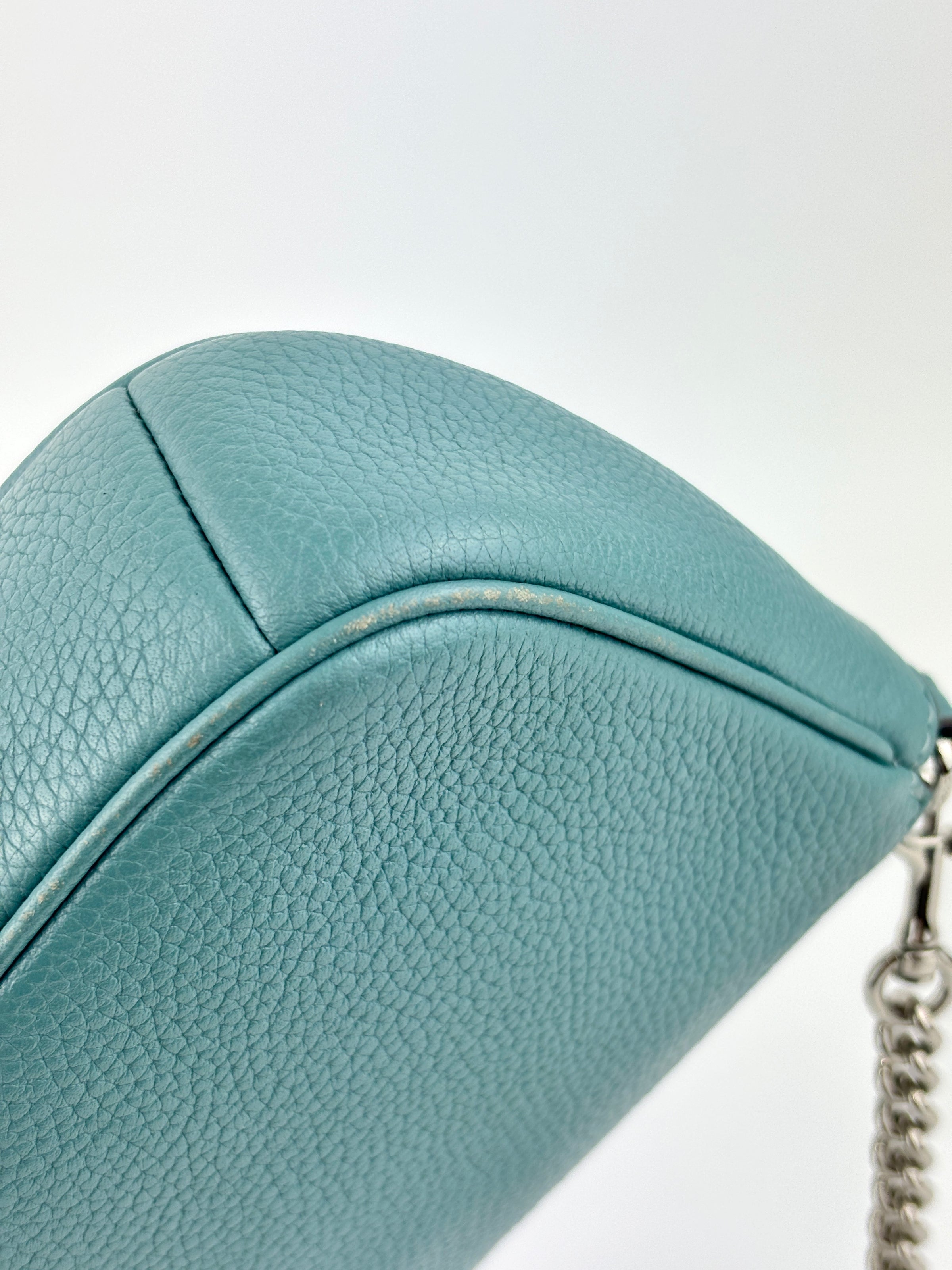 53077 Nolita Wristlet 19 Blue