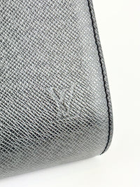 M30182 Taiga Leather Pochette Baikal Clutch