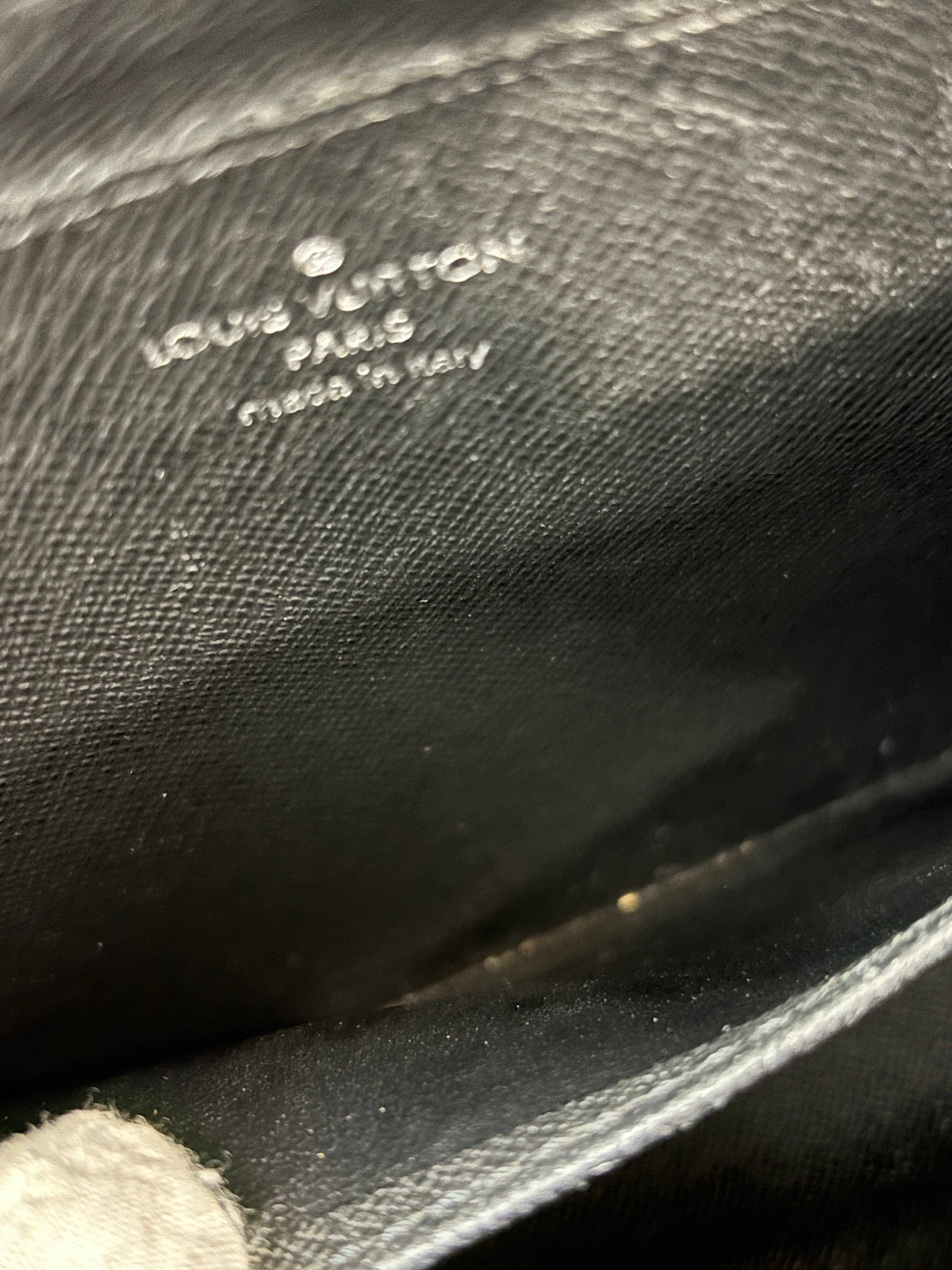 M30182 Taiga Leather Pochette Baikal Clutch