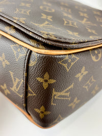 Abbesses Messenger Bag Monogram Canvas