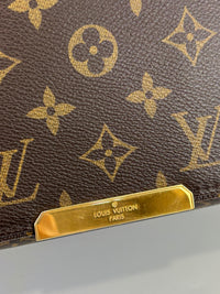 Abbesses Messenger Bag Monogram Canvas