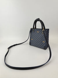 Take It Easy 29 Tote Bag in Blue