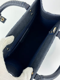 Take It Easy 29 Tote Bag in Blue