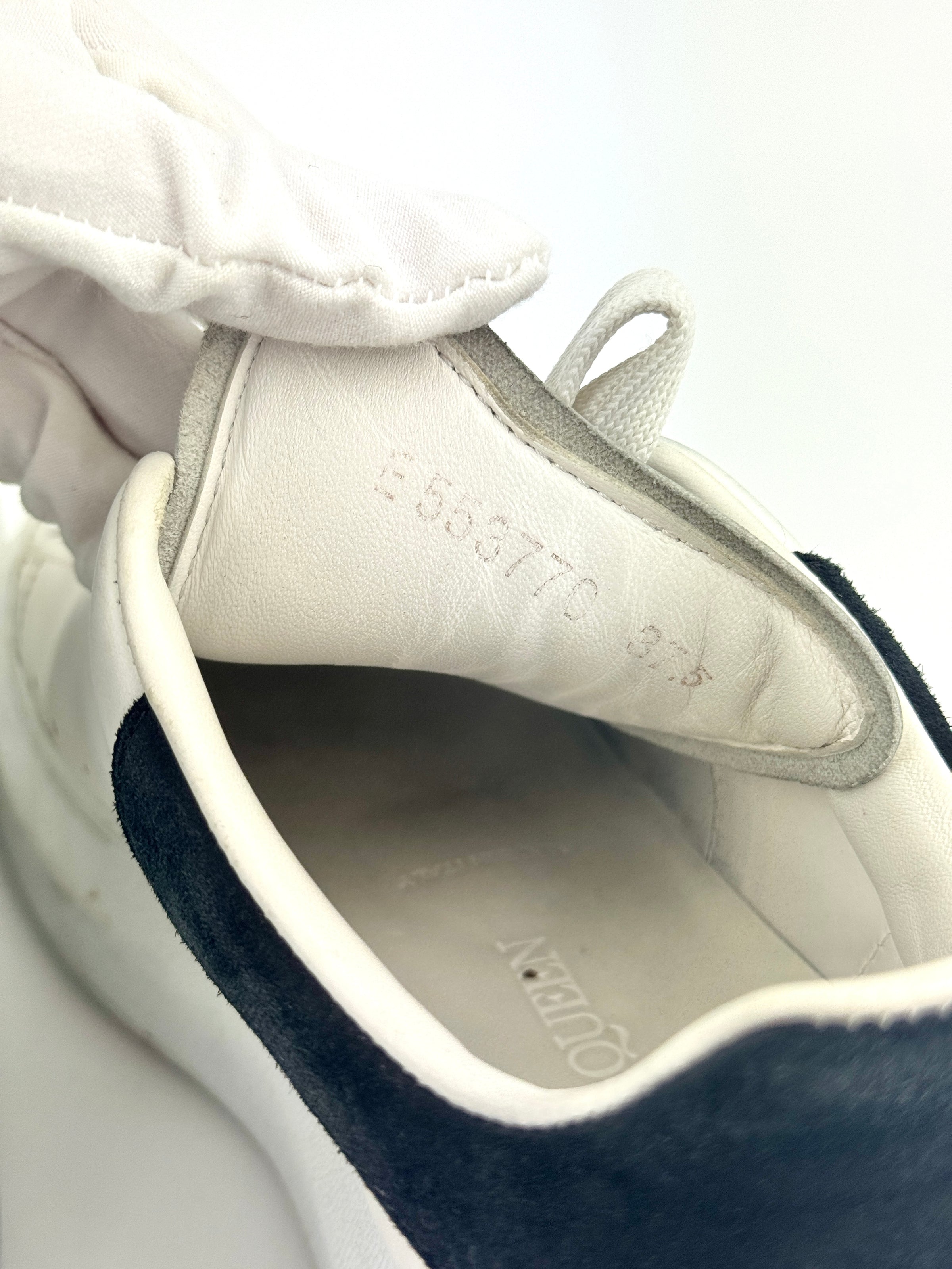 Oversized Sneakers in White Calfskin / Black Suede Size 37.5