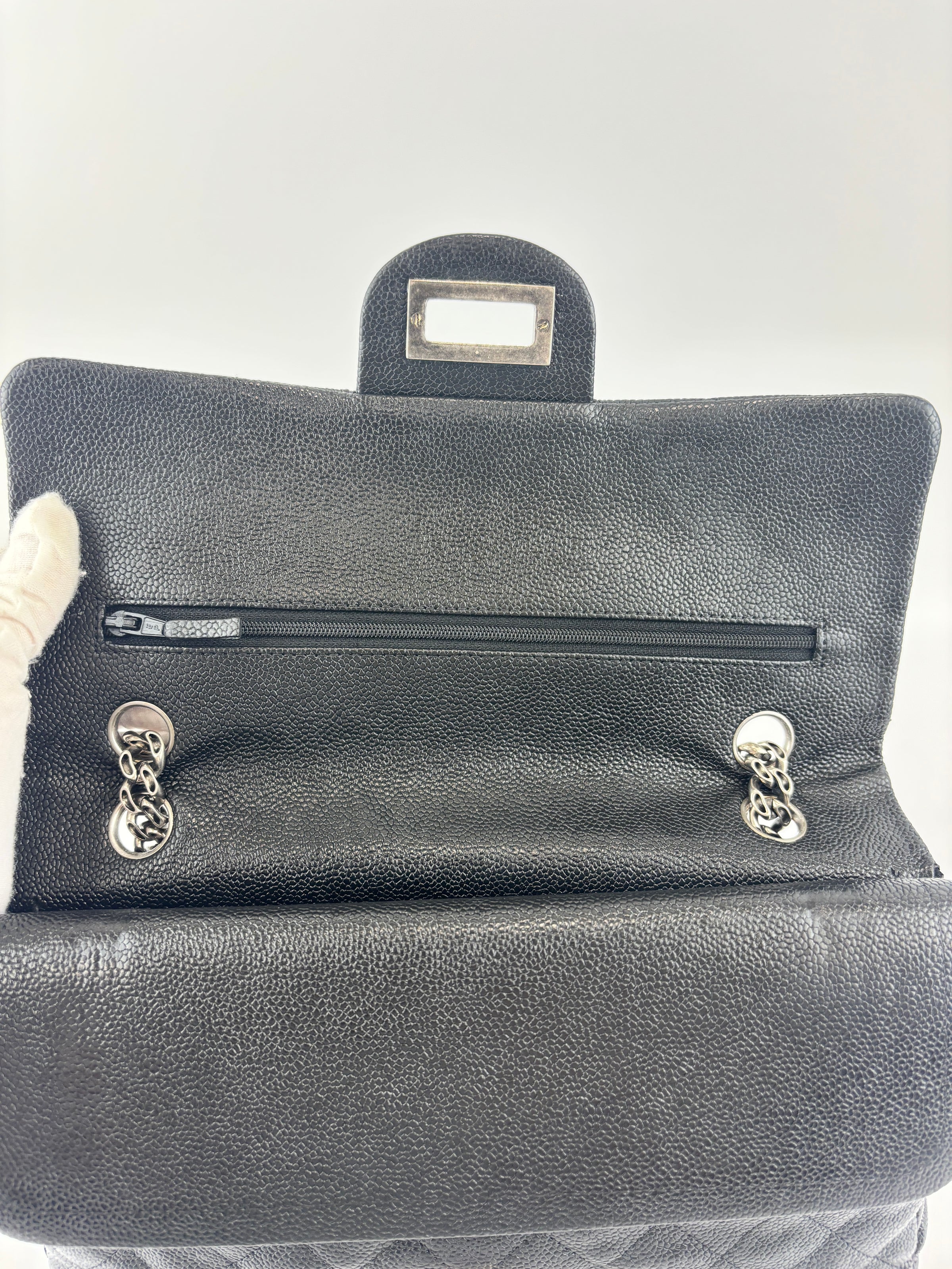 Black Quilted Matte Caviar Bijoux Chain 225 Reissue 2.55 Flap RHW