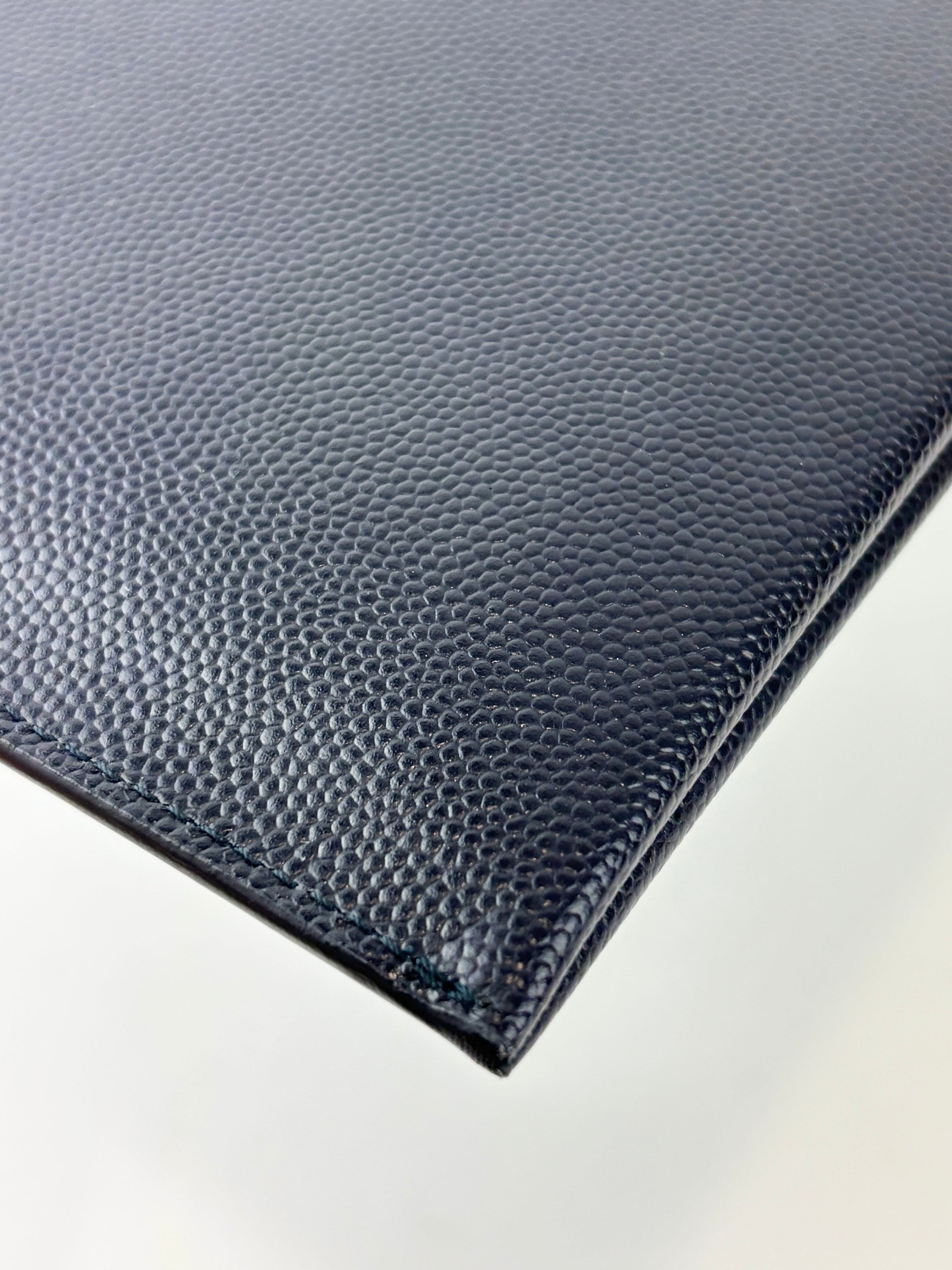 Paris 397294  Zipped Tablet Holder Dark Navy Grain De Poudre-Leather