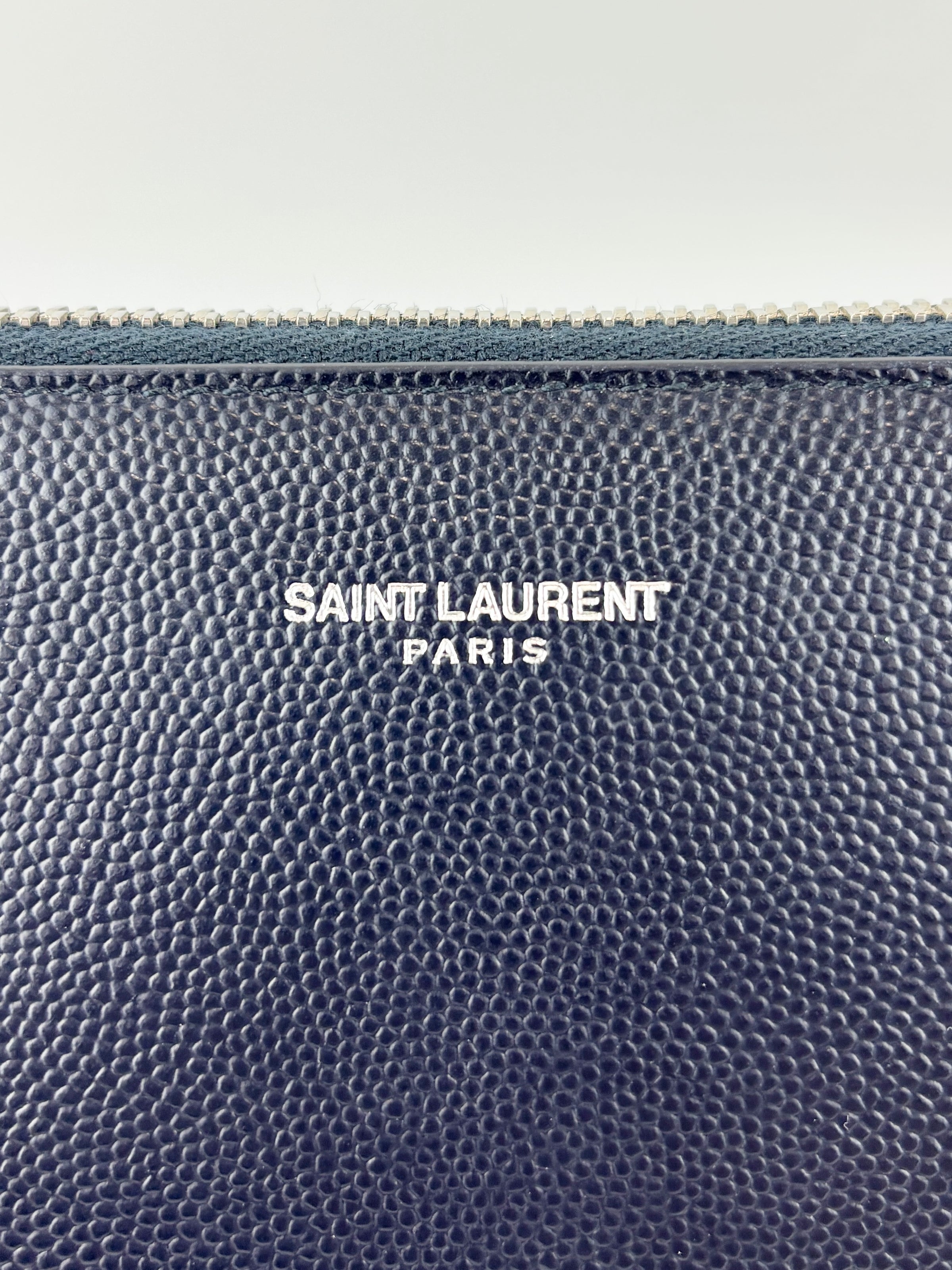 Paris 397294  Zipped Tablet Holder Dark Navy Grain De Poudre-Leather