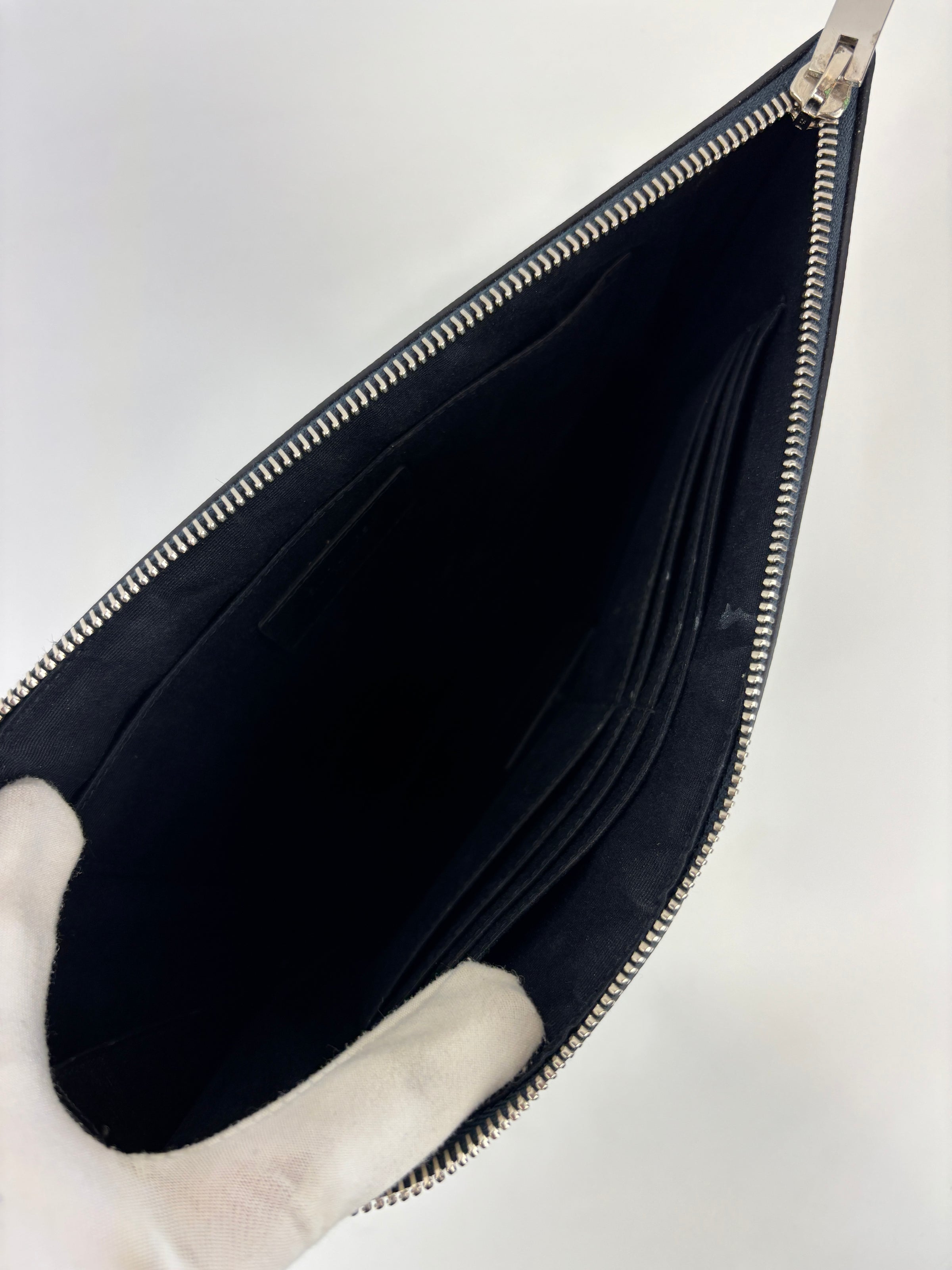 Paris 397294  Zipped Tablet Holder Dark Navy Grain De Poudre-Leather
