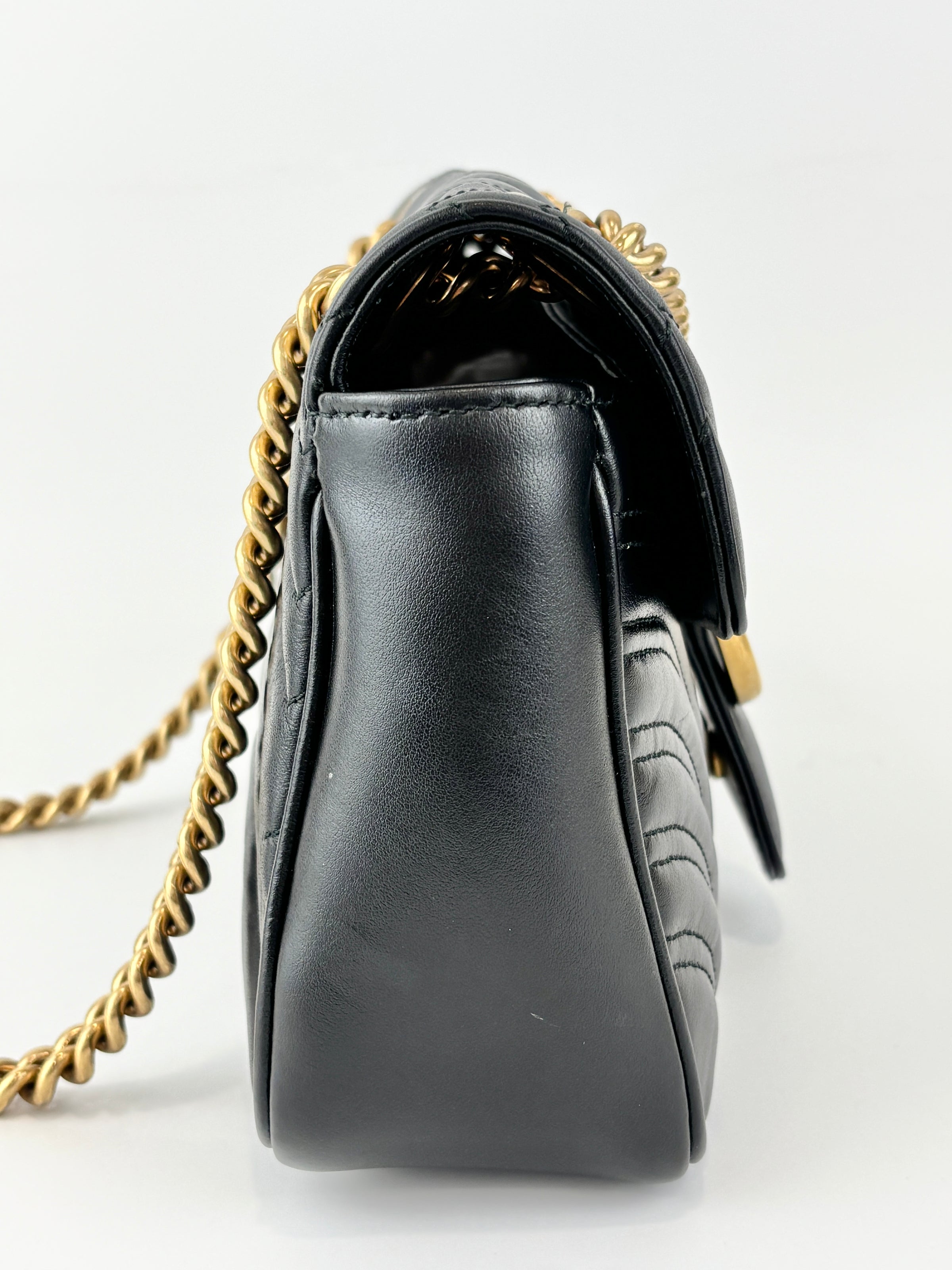 GG Marmont Medium Shoulder Bag Black