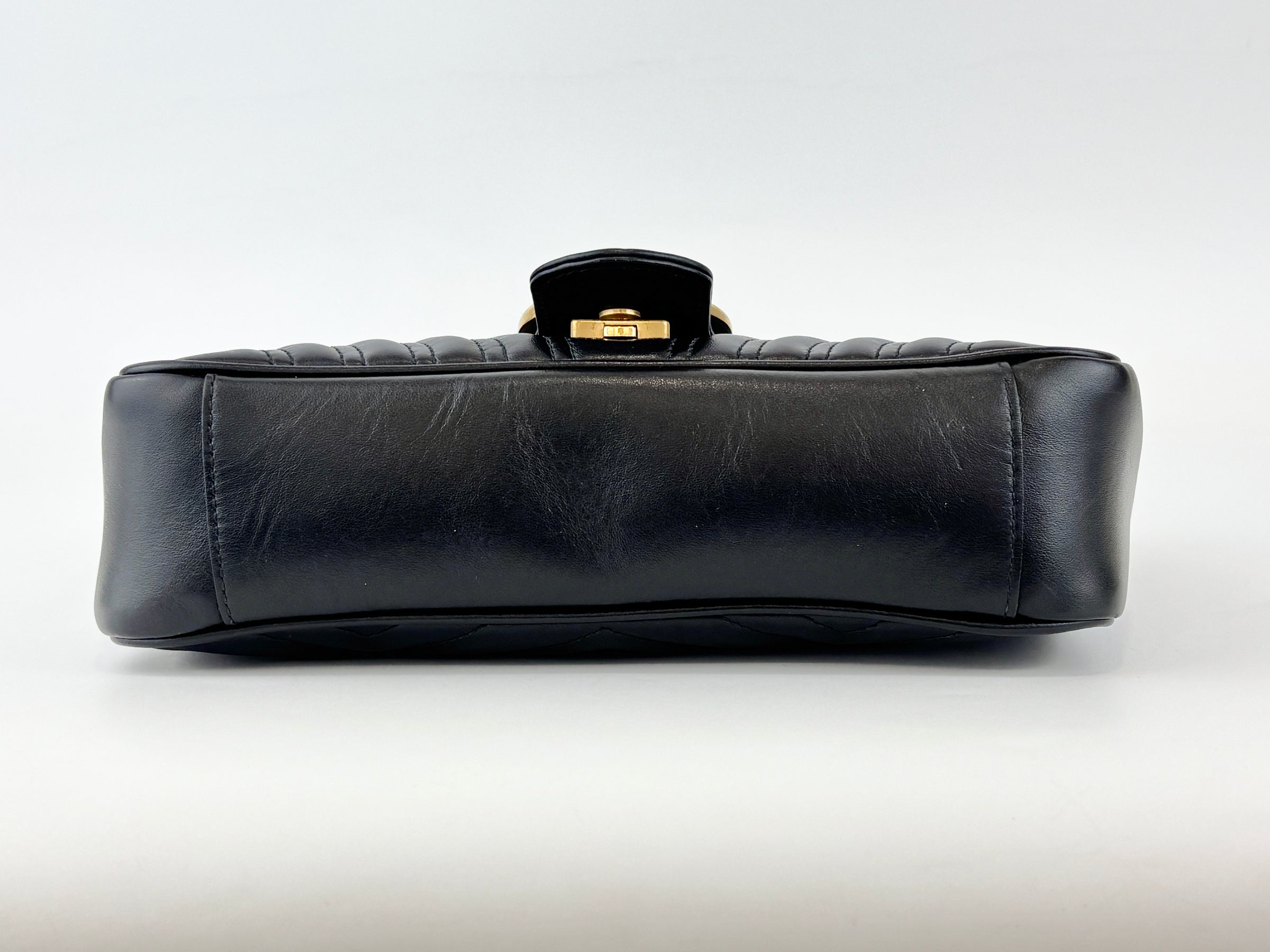 GG Marmont Medium Shoulder Bag Black