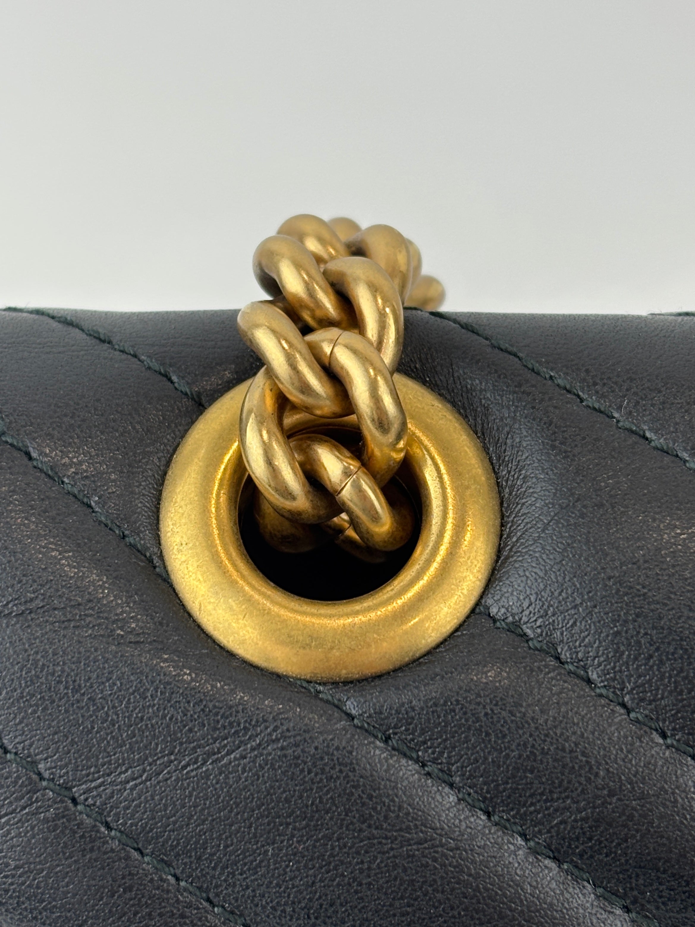 GG Marmont Medium Shoulder Bag Black