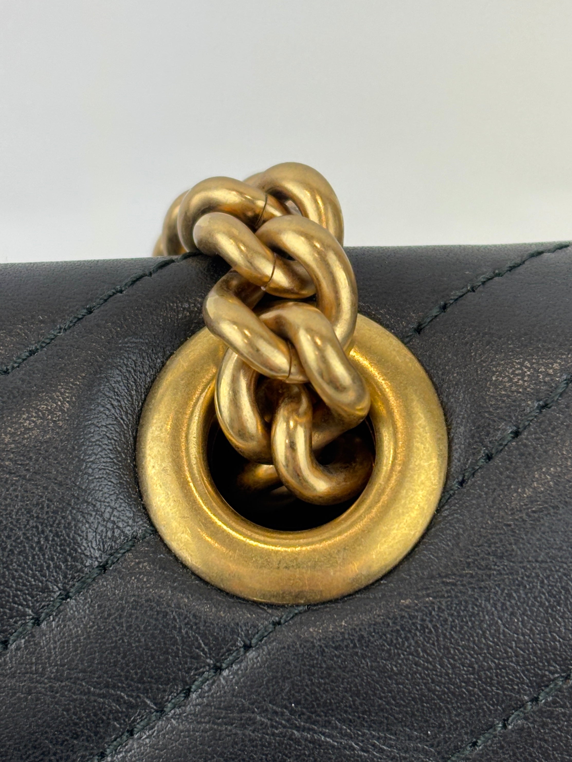 GG Marmont Medium Shoulder Bag Black
