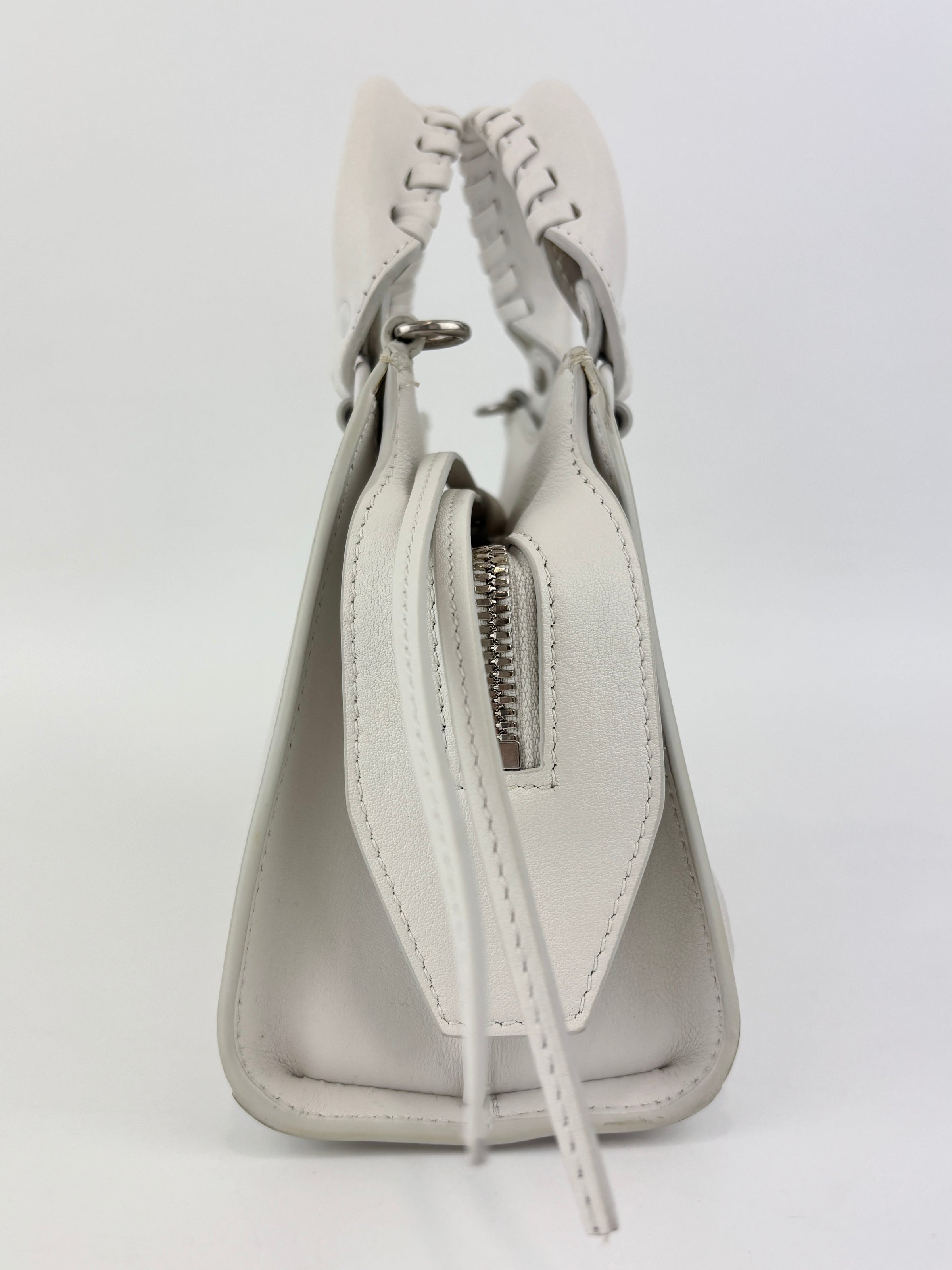 Neo Classic City Mini in White - Glampot