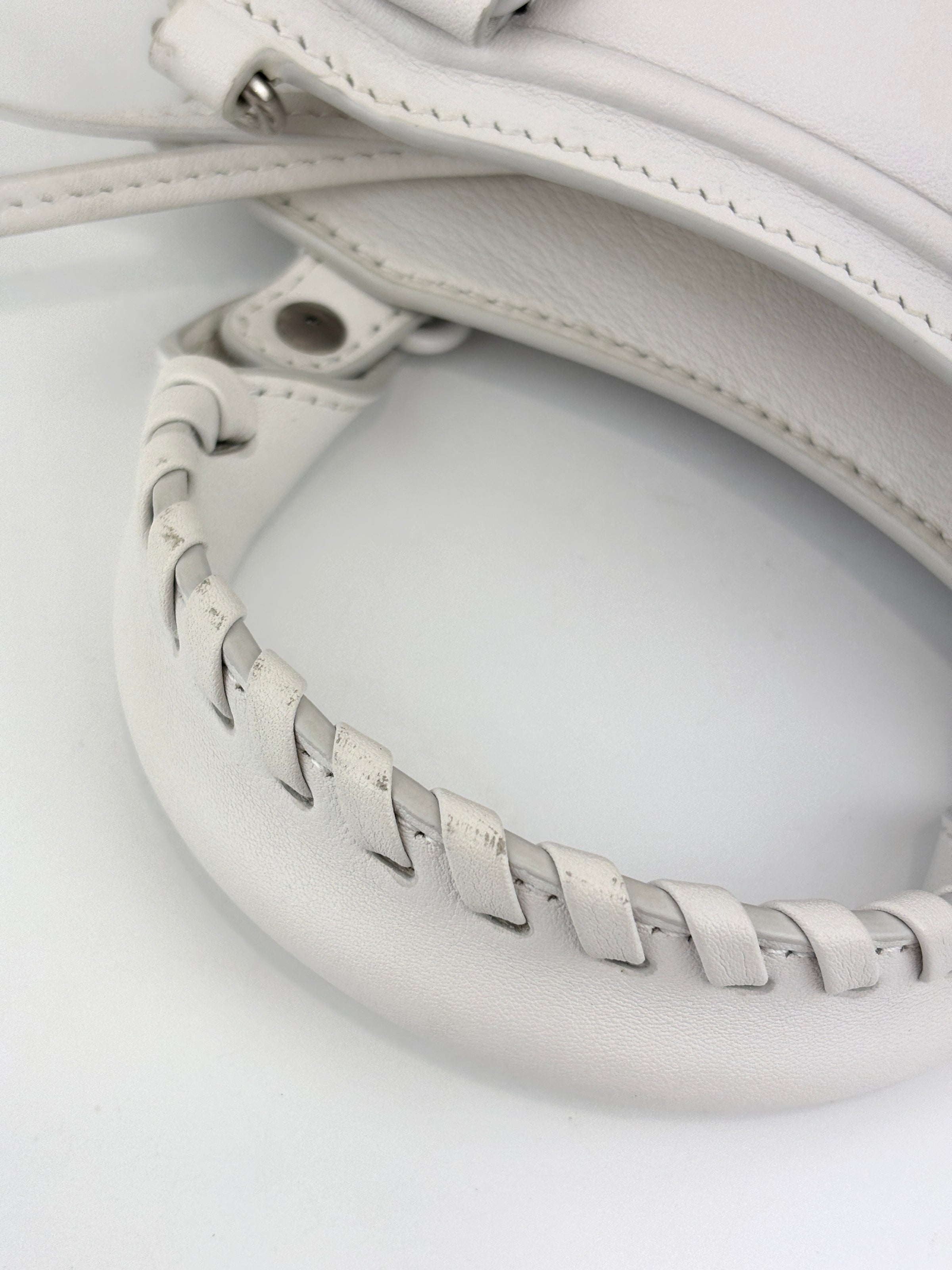 Neo Classic City Mini in White - Glampot