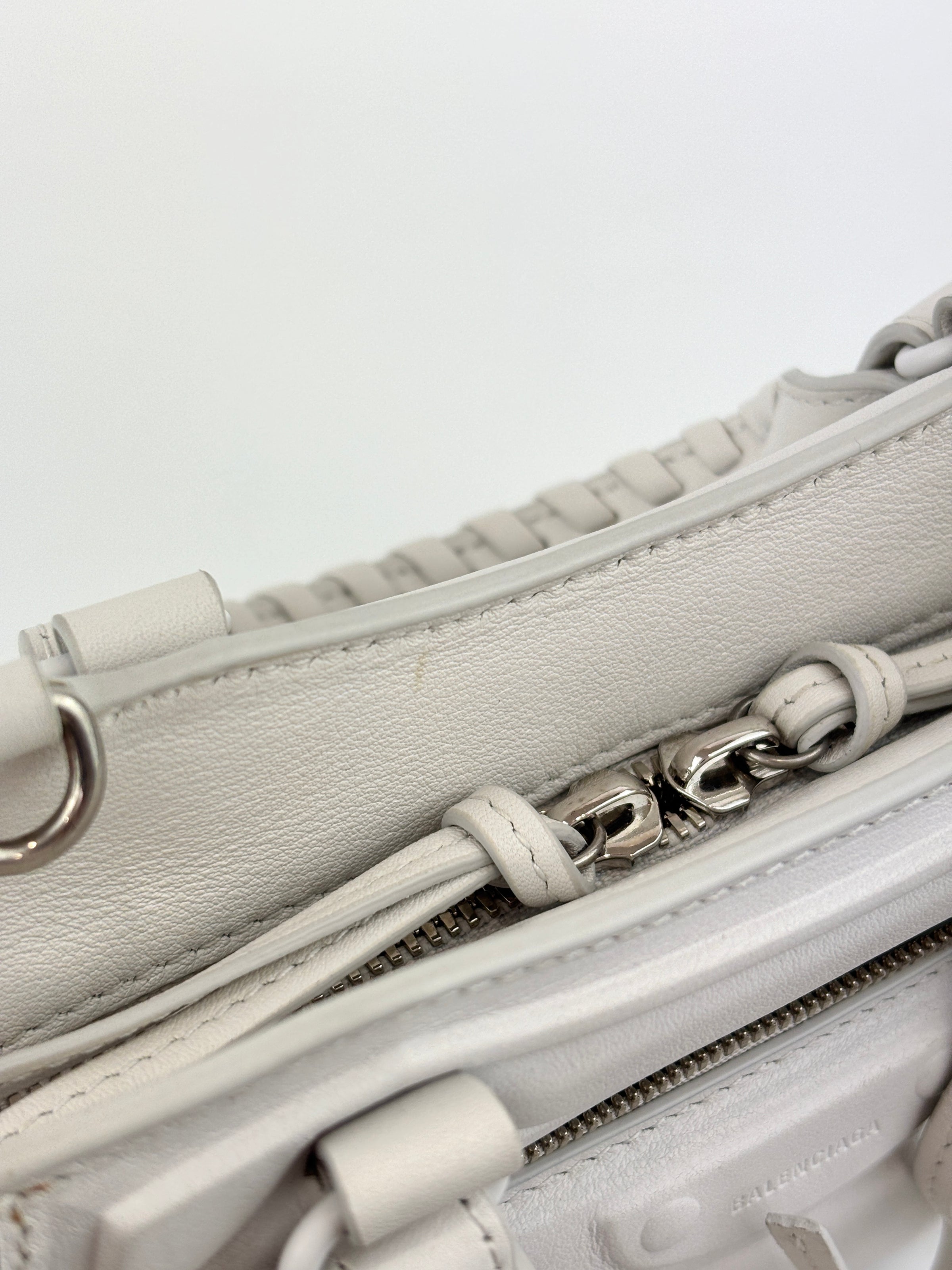 Neo Classic City Mini in White - Glampot