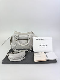 Neo Classic City Mini in White - Glampot